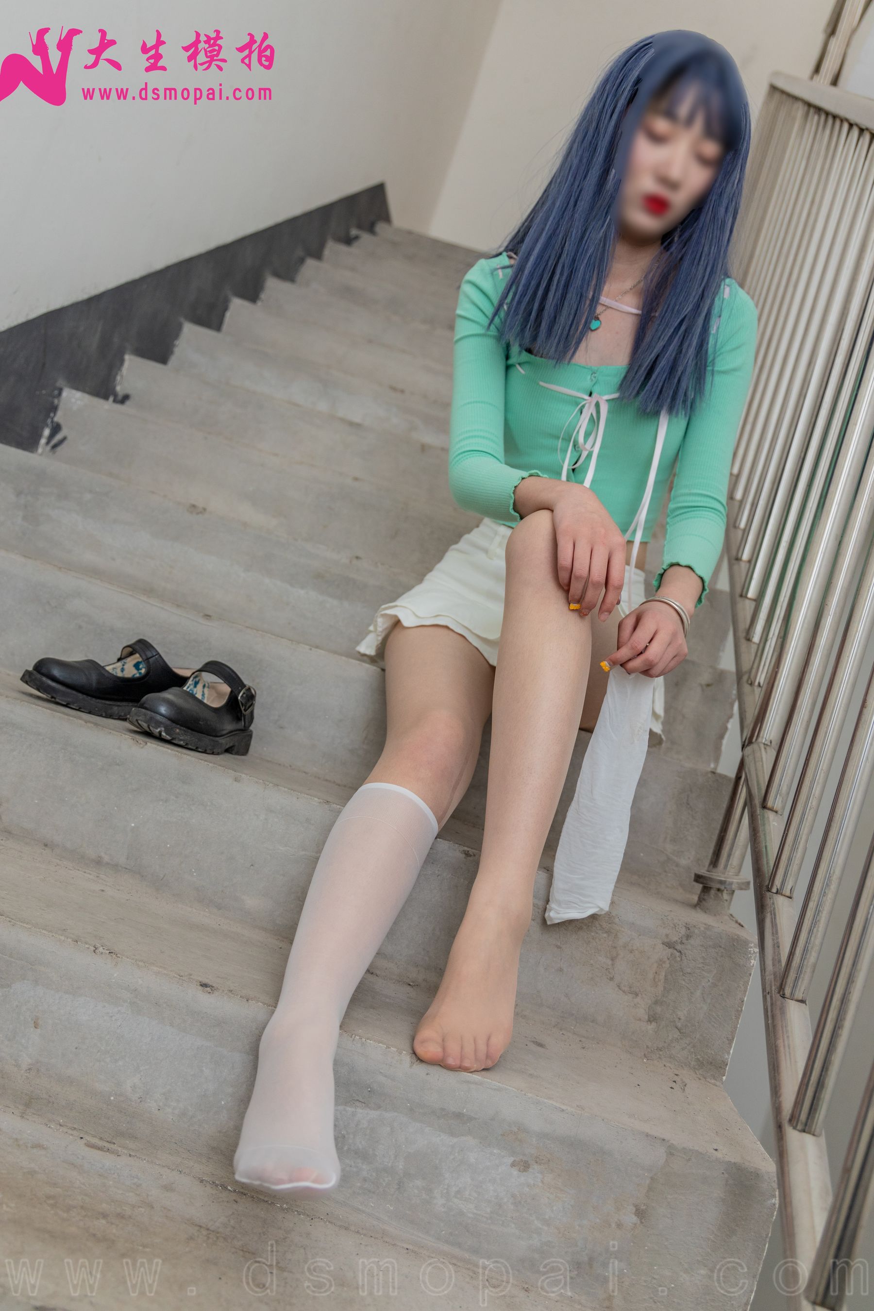 [大生模拍] NO.234 利利 楼道美丝 写真套图