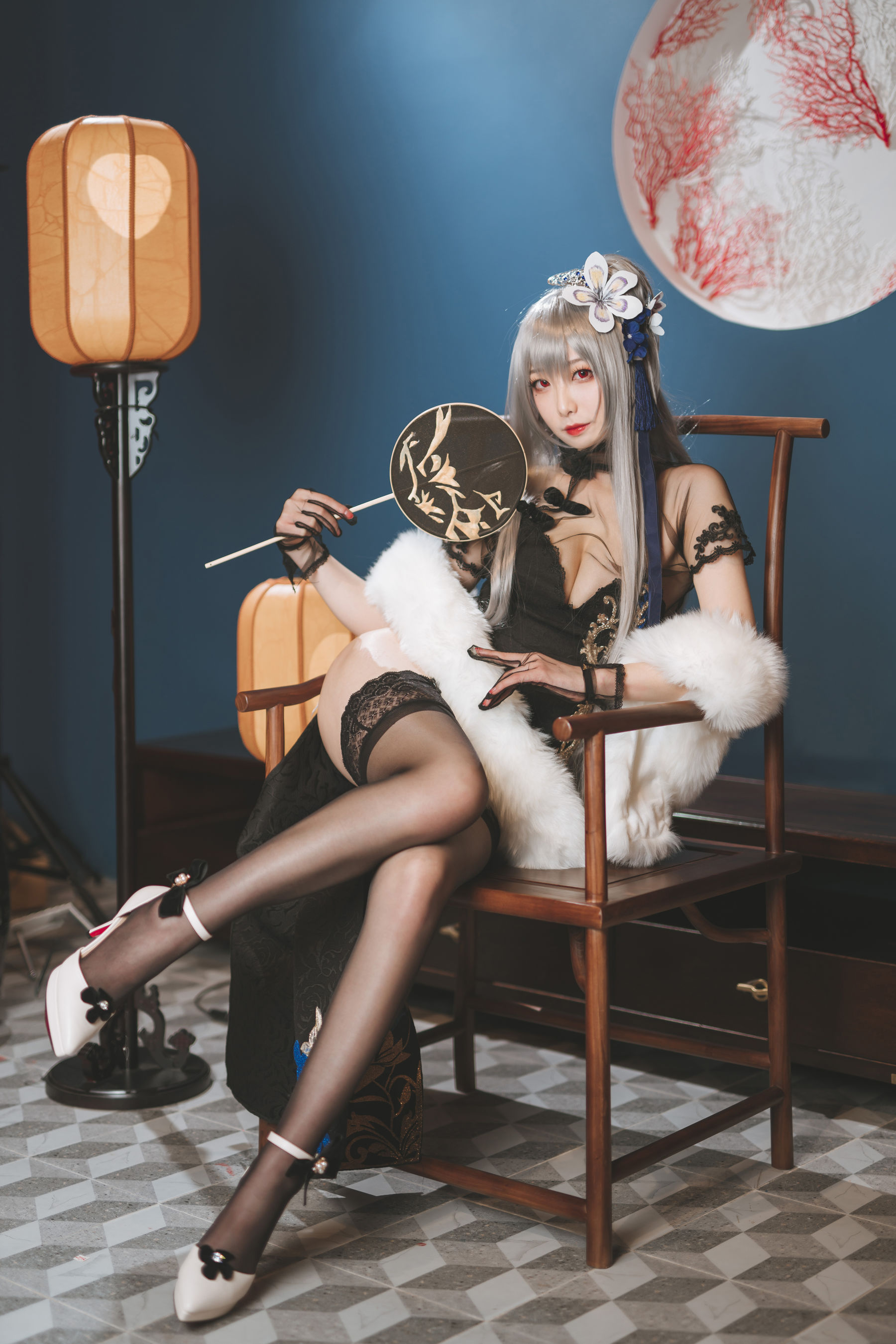 [网红COSER写真] 动漫博主封疆疆v - 路易九世旗袍