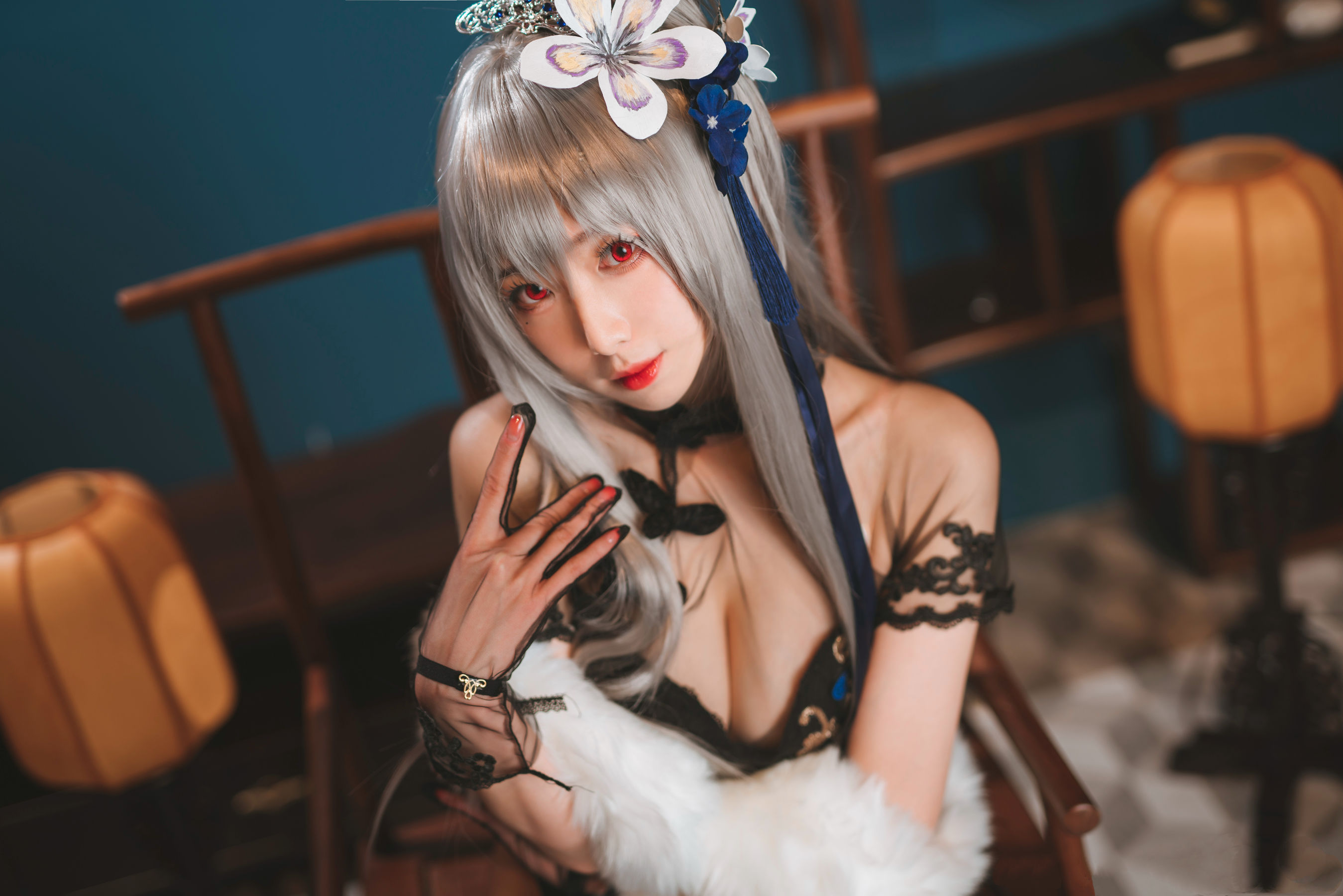 [网红COSER写真] 动漫博主封疆疆v - 路易九世旗袍
