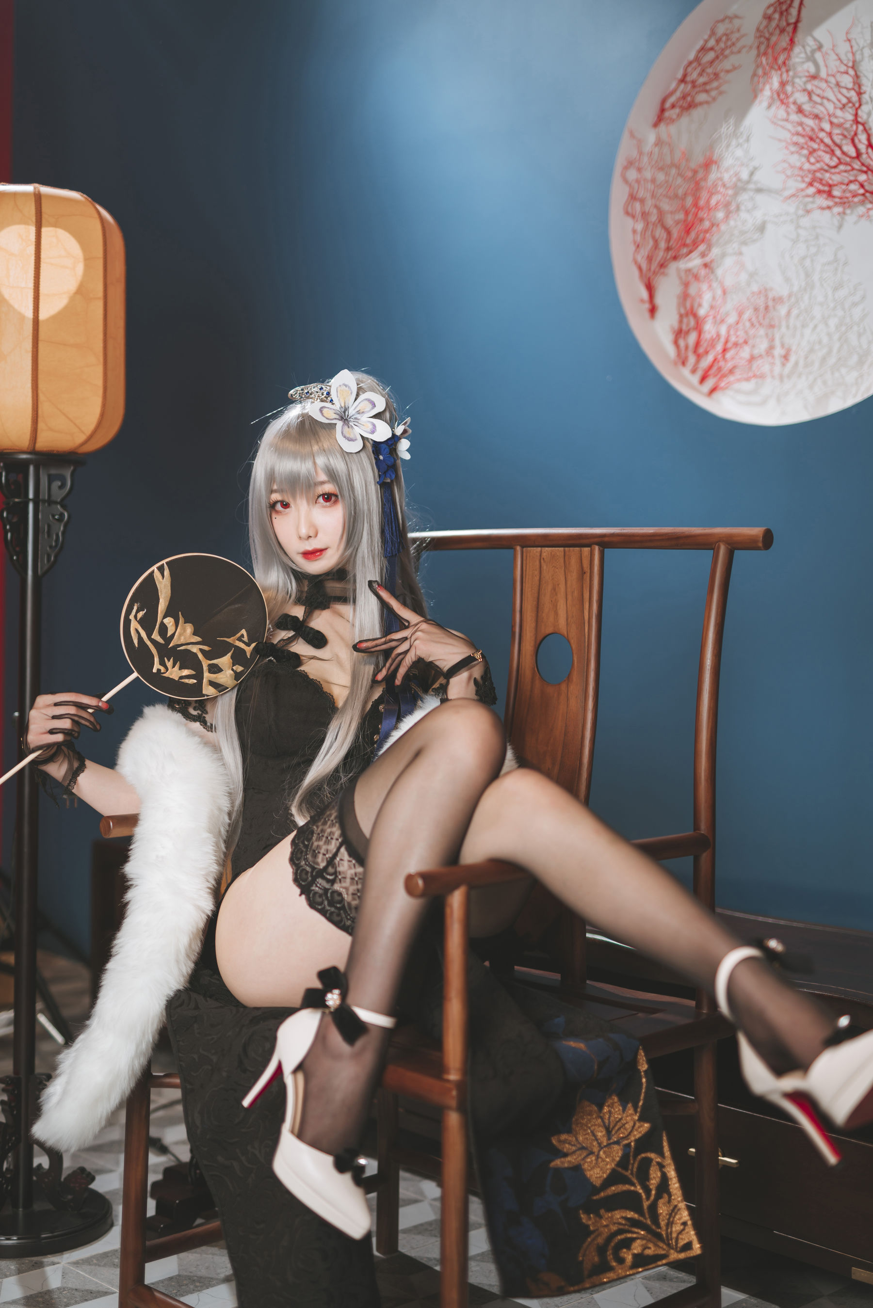 [网红COSER写真] 动漫博主封疆疆v - 路易九世旗袍
