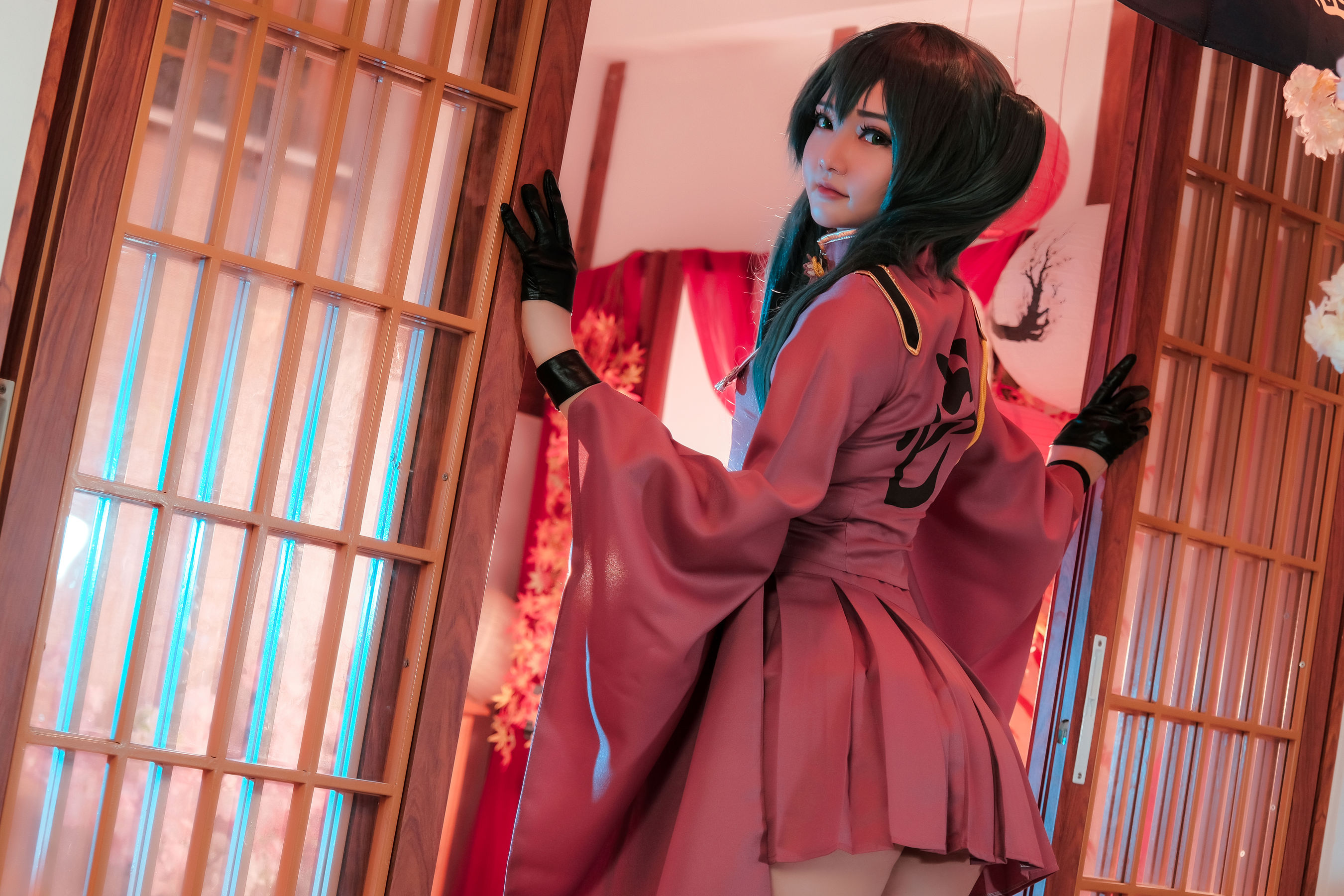 [网红COSER写真] Coser小姐姐Potato Godzilla - Miku Senbonzakura