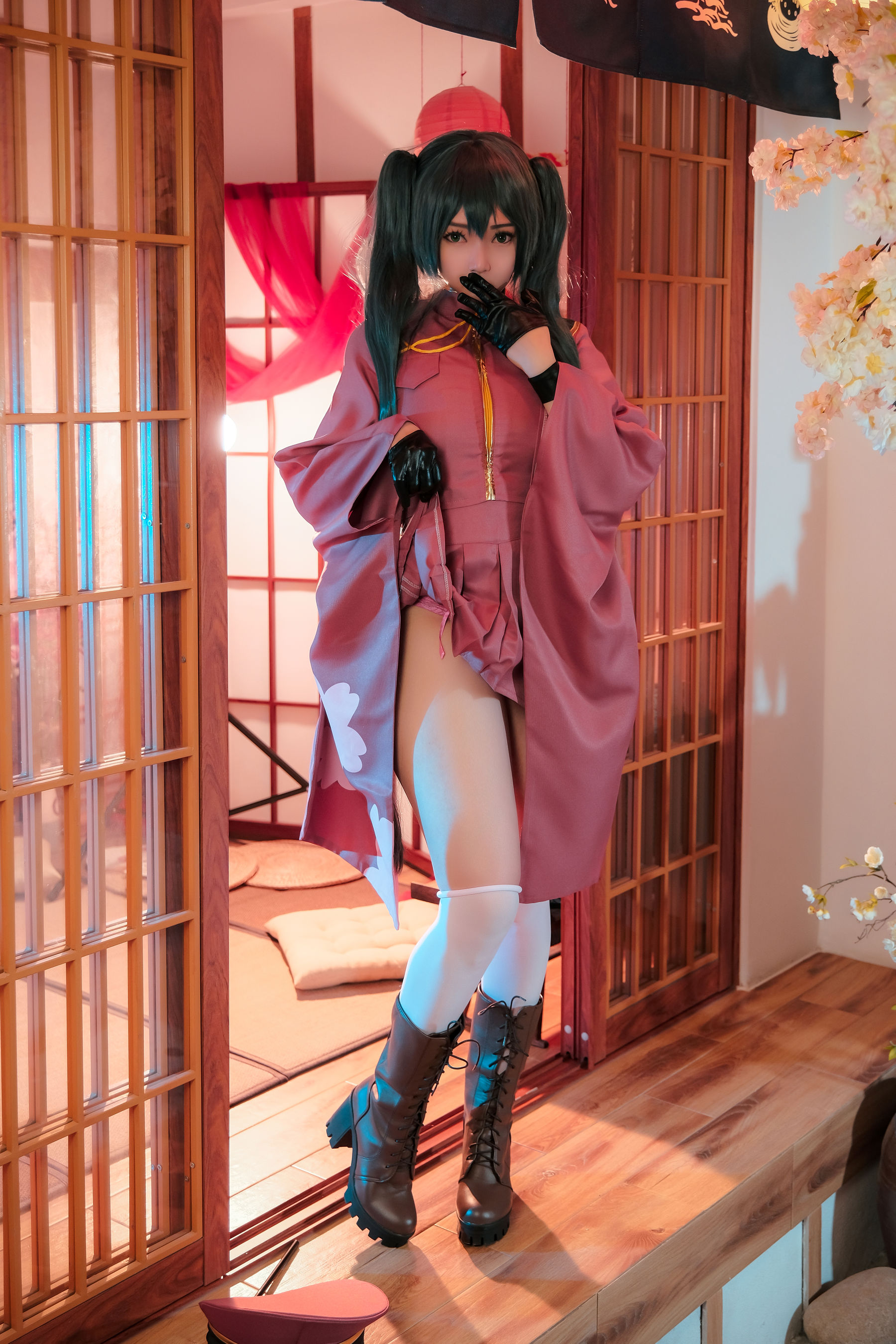 [网红COSER写真] Coser小姐姐Potato Godzilla - Miku Senbonzakura
