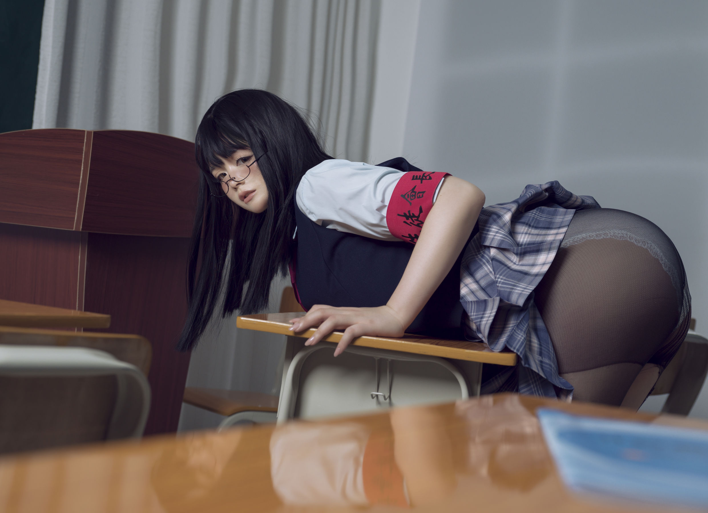 [网红COSER写真] NinJA阿寨寨 - 生徒会长