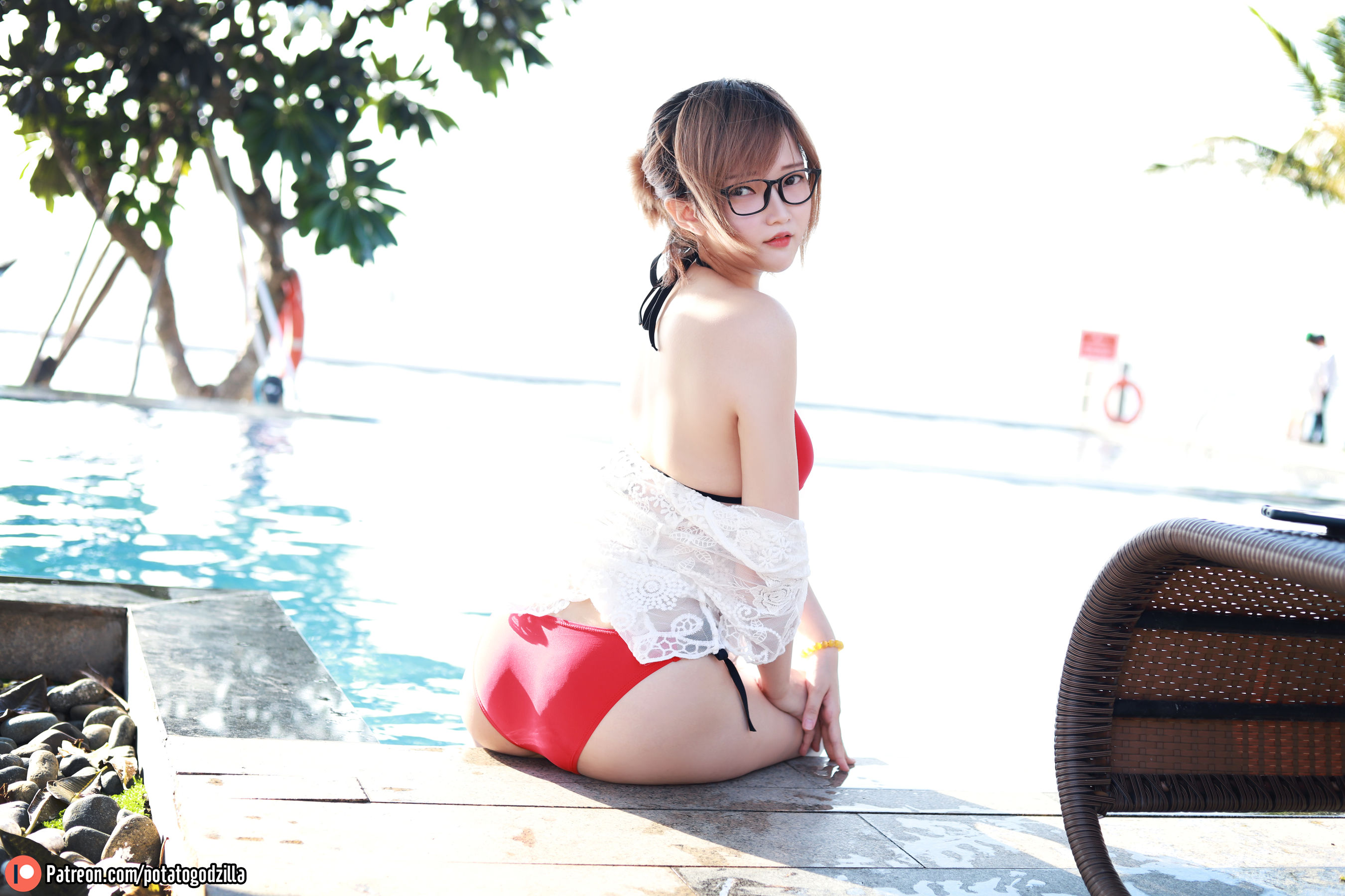 [网红COSER写真] Coser小姐姐Potato Godzilla - Summer Dream