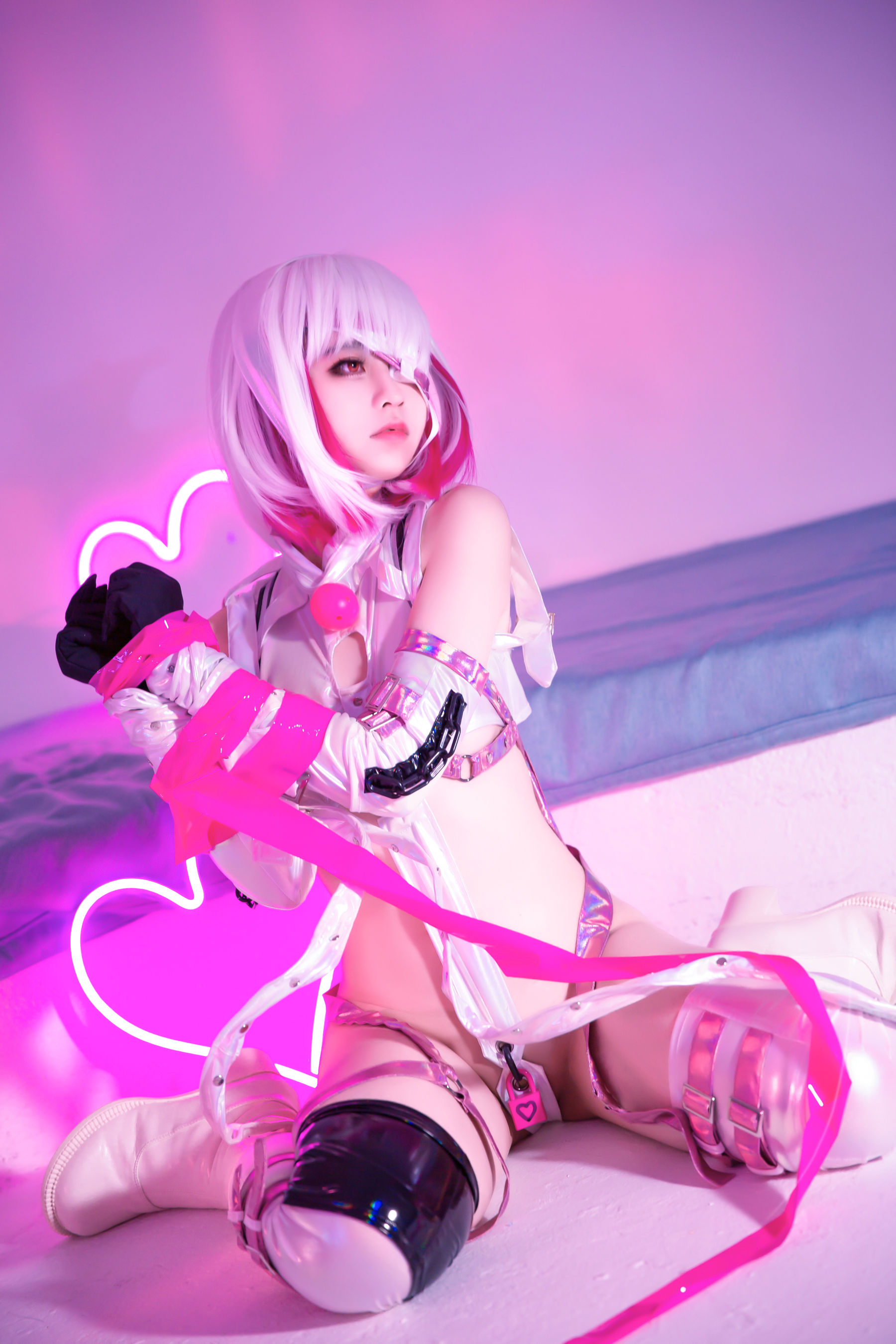 [网红COSER写真] 动漫博主G44不会受伤 - 珀尔诺