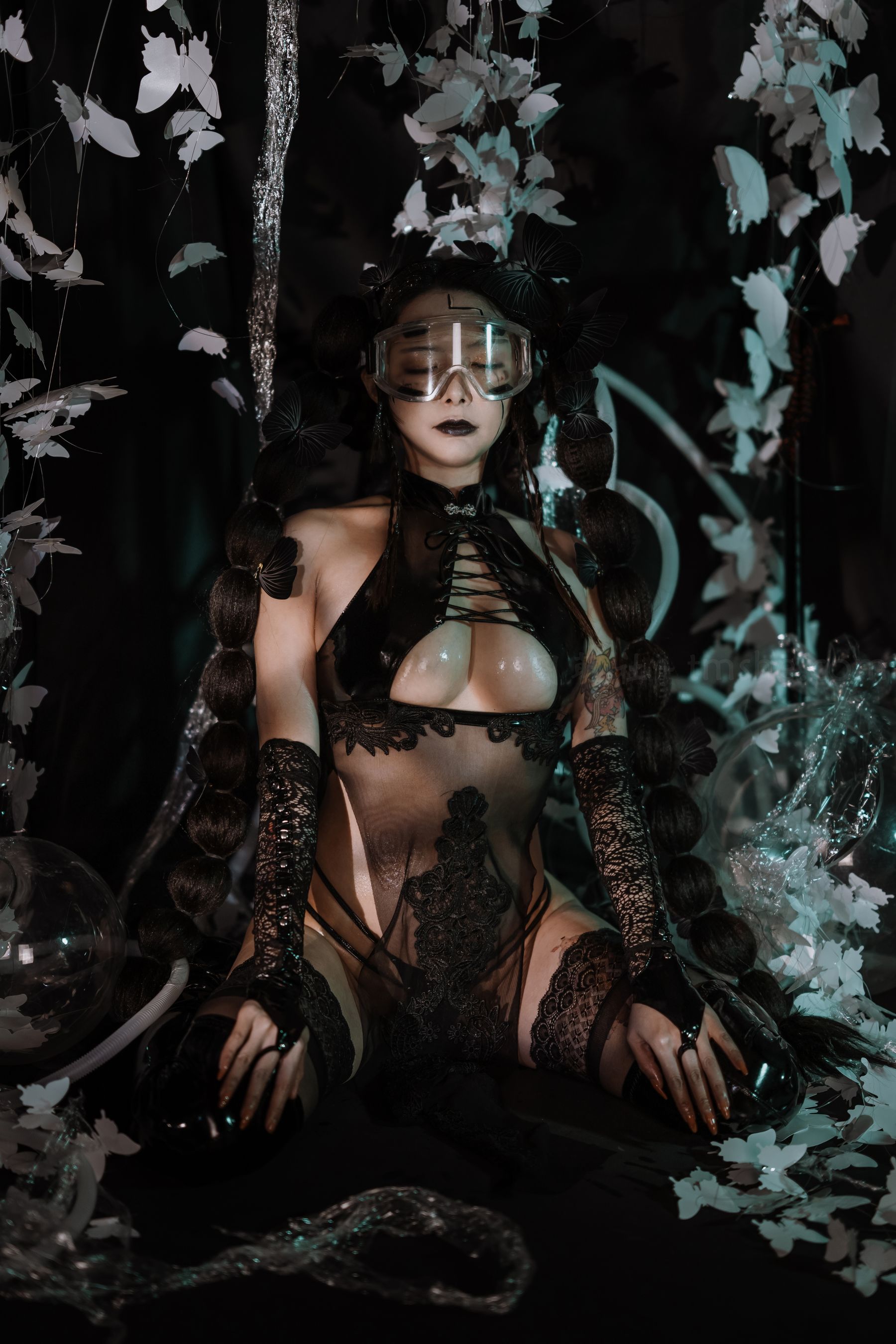 [网红COSER写真] 秋和柯基(夏小秋秋秋) - VR女友(虚拟篇)