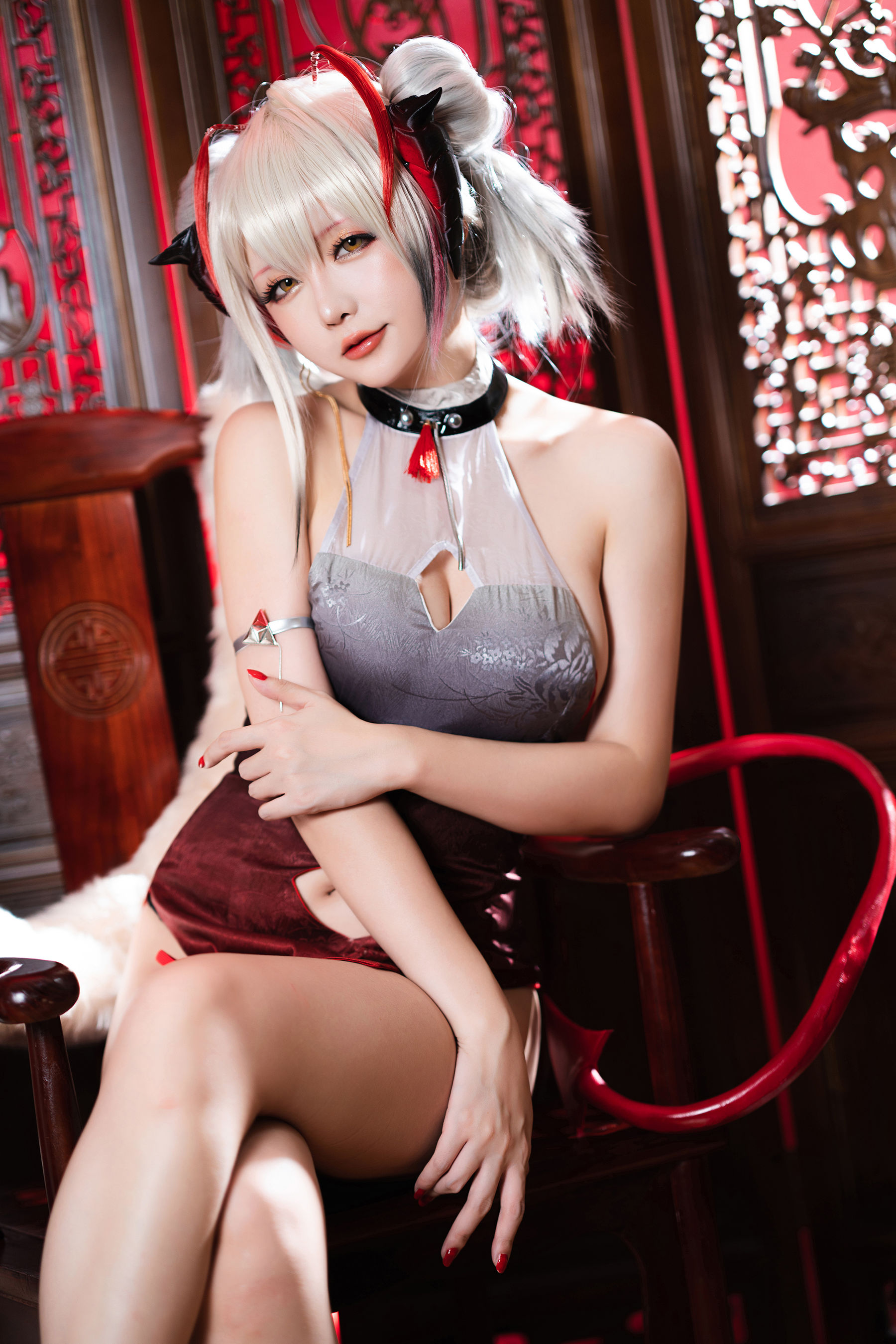 [网红COSER写真] Coser小姐姐星之迟迟 - W-同人旗袍