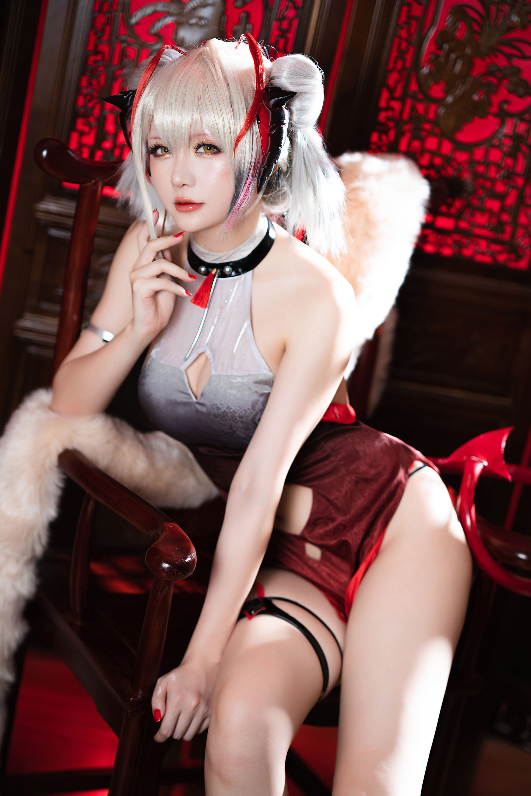 [网红COSER写真] Coser小姐姐星之迟迟 - W-同人旗袍