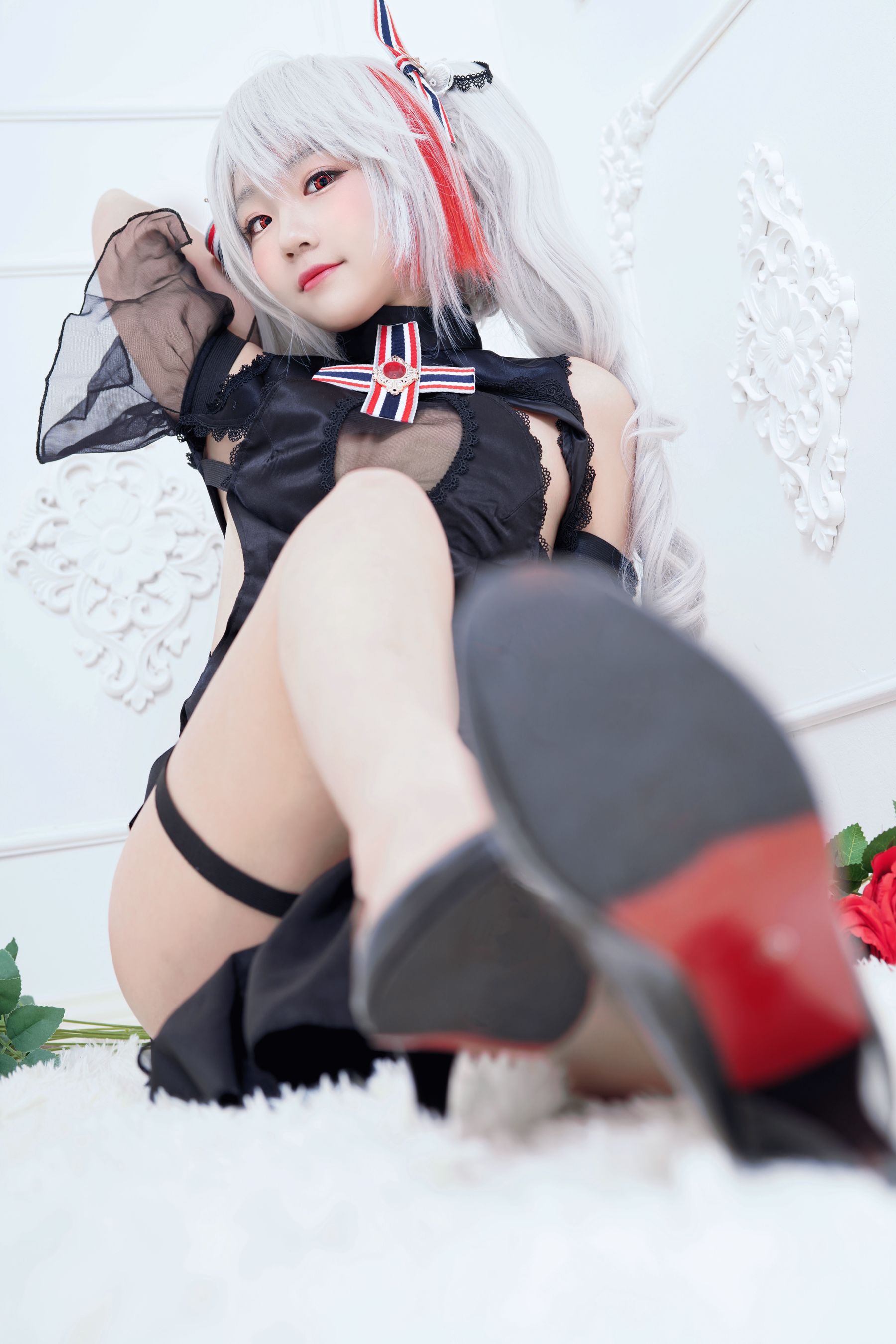 [网红COSER写真] 动漫博主Mime弥美 - 碧蓝航线 欧根亲王