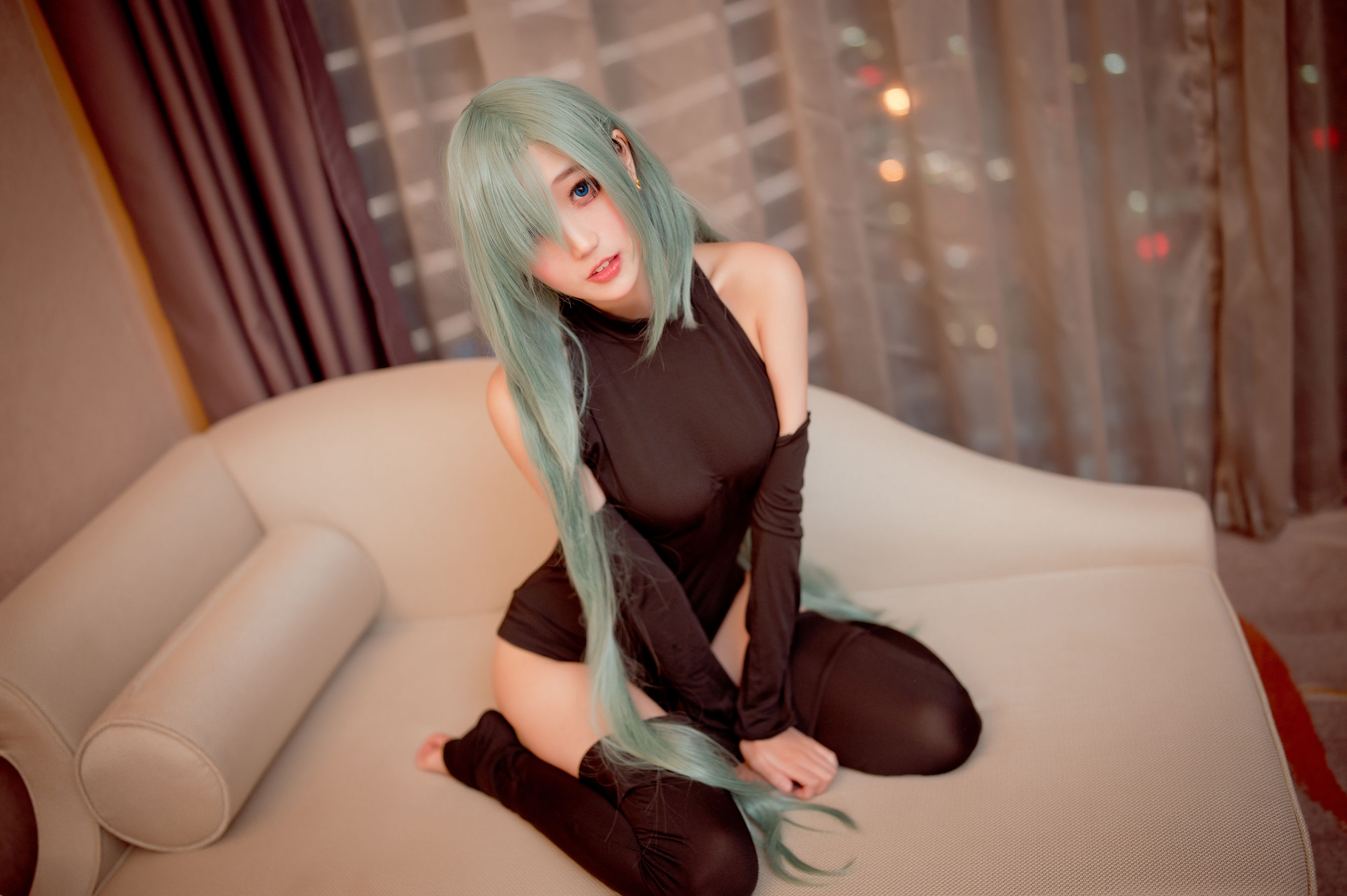 [网红COSER写真] 周叽是可爱兔兔 - 伊丽莎白连体衣