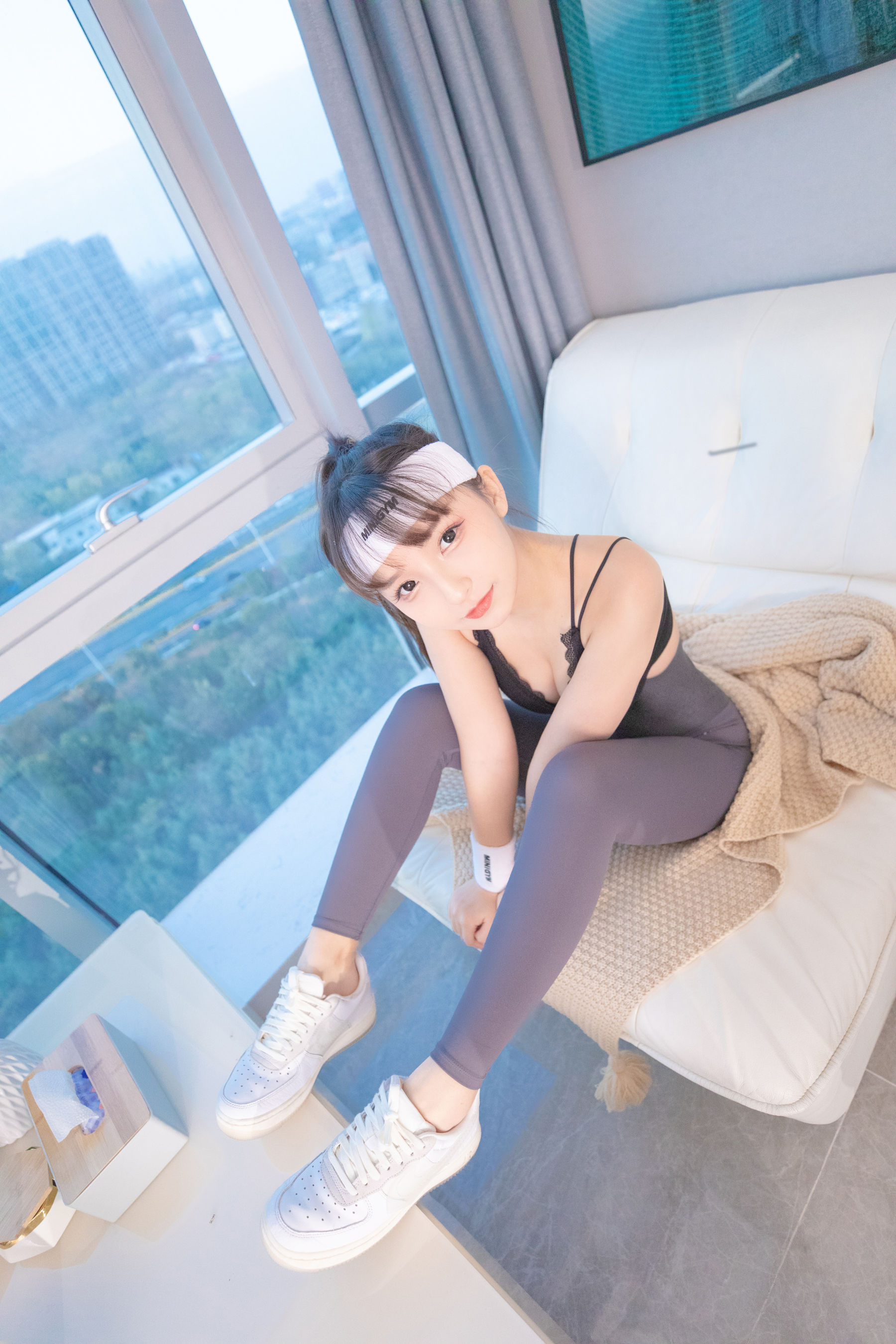 [网红COSER写真] 萝莉神楽板真冬之温度の香り