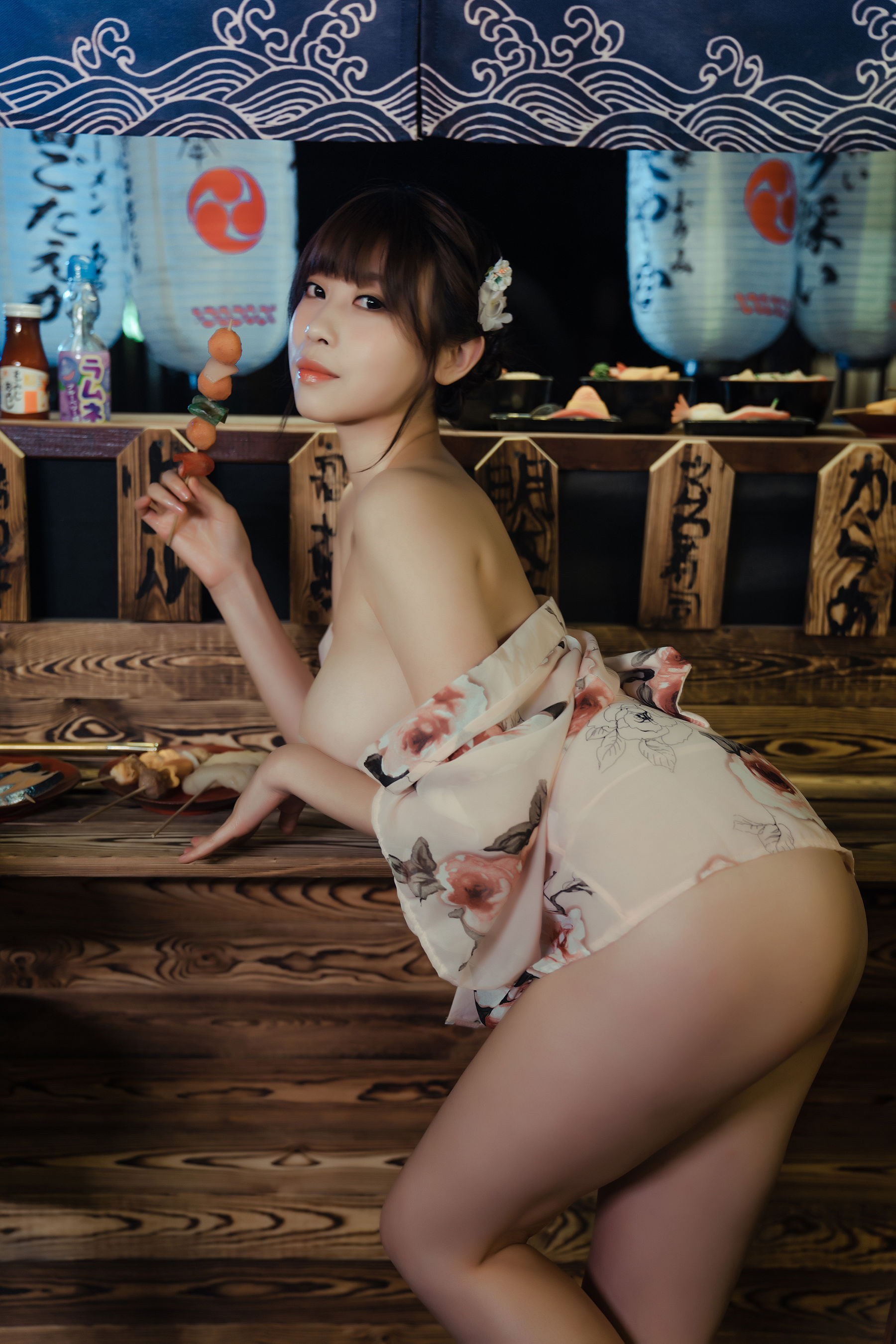 [网红COSER写真] 萌妹奈汐酱nice - 老板娘 4.0