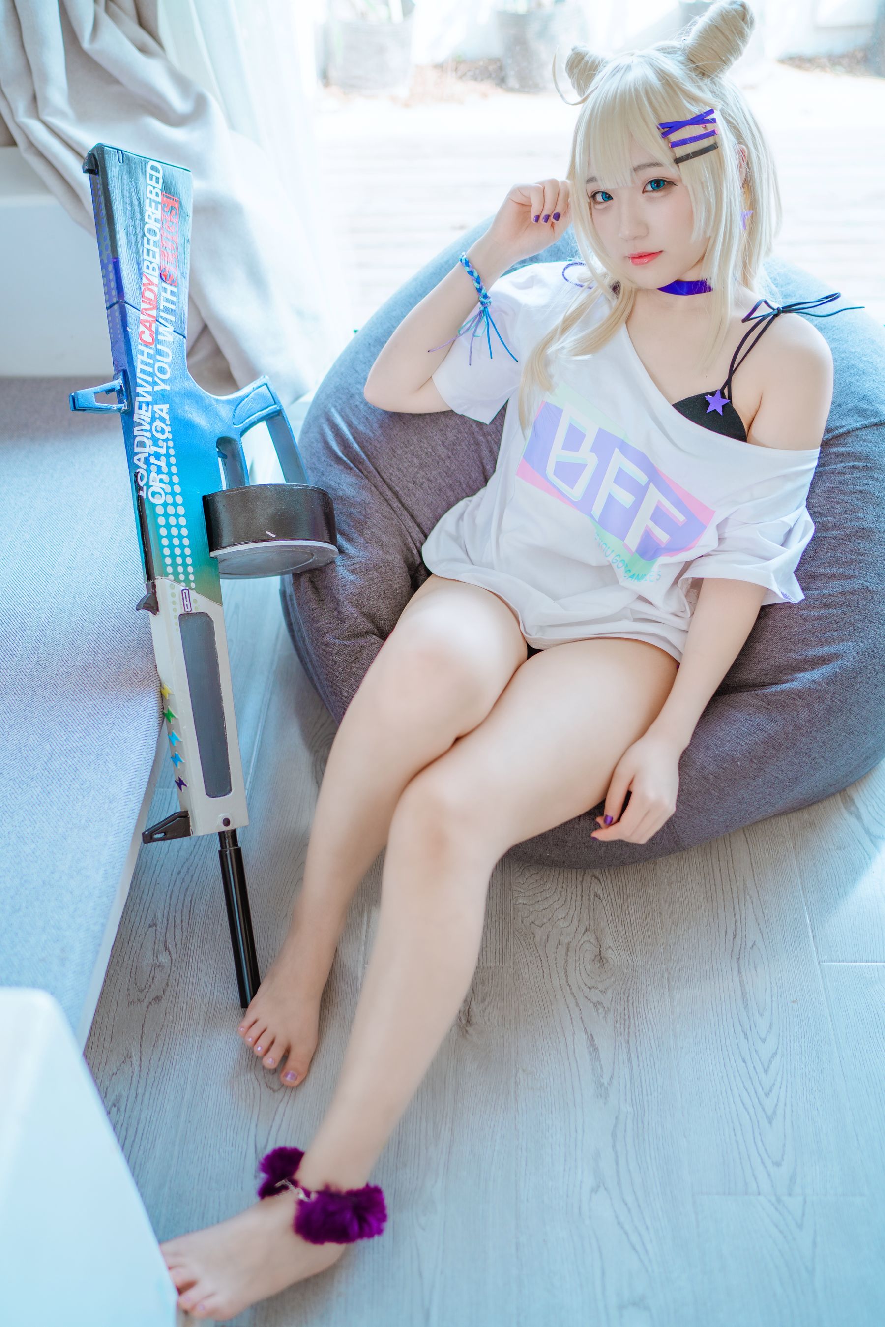 [网红COSER写真] 动漫博主Mime弥美 - 少女前线 AA-12 无烟棒棒糖
