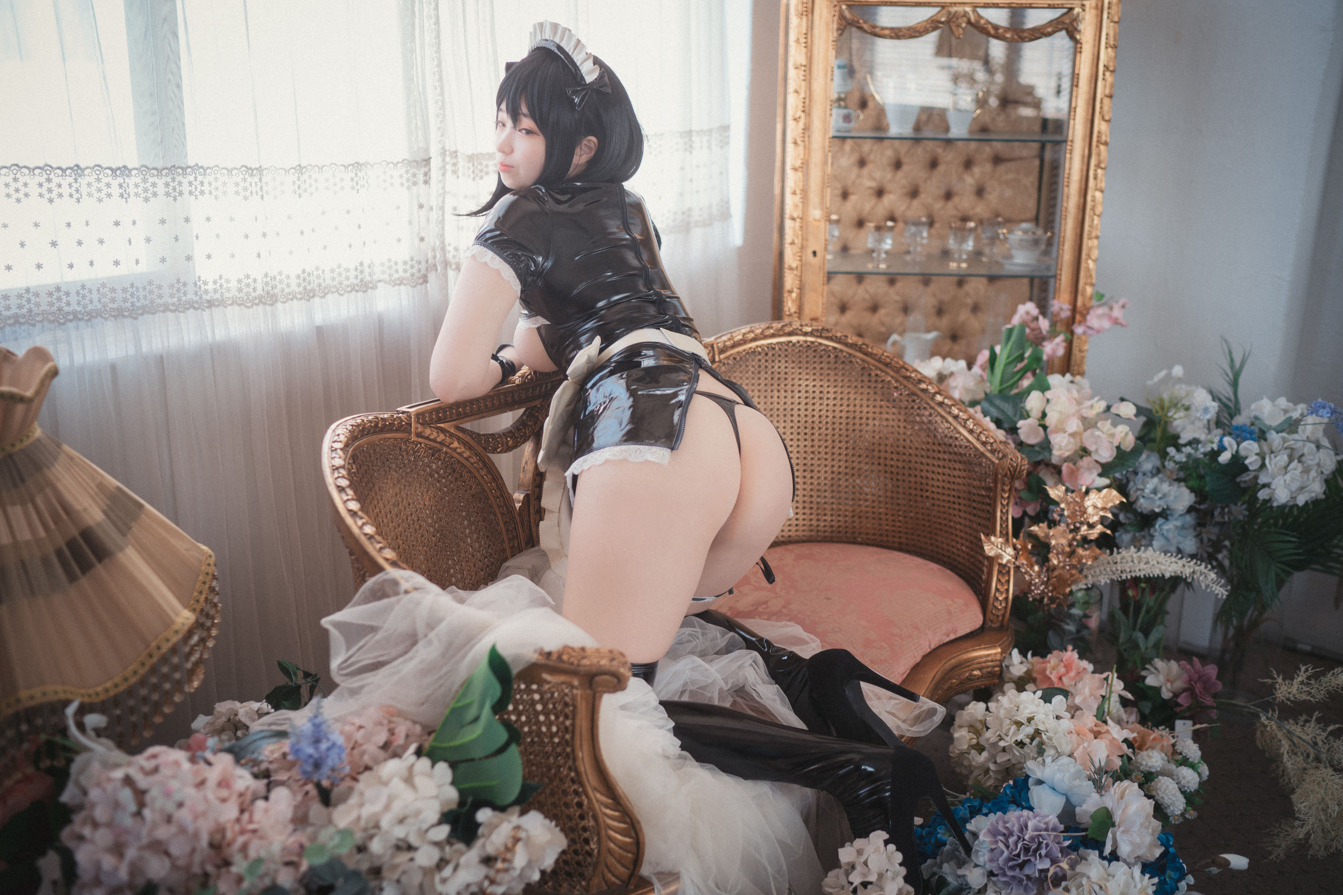 [DJAWA]  BamBi - Femme de Chambre en Latex