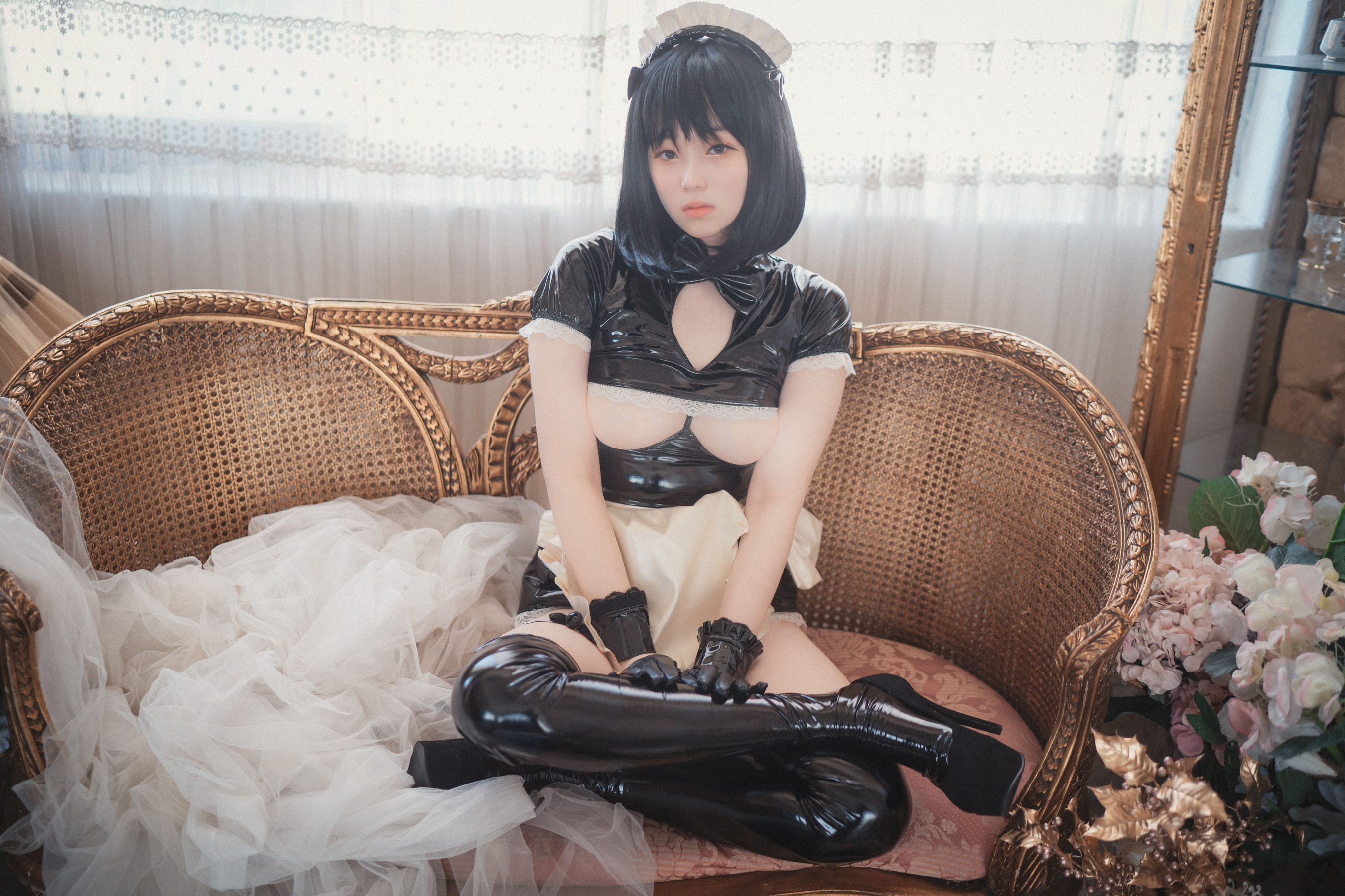 [DJAWA]  BamBi - Femme de Chambre en Latex