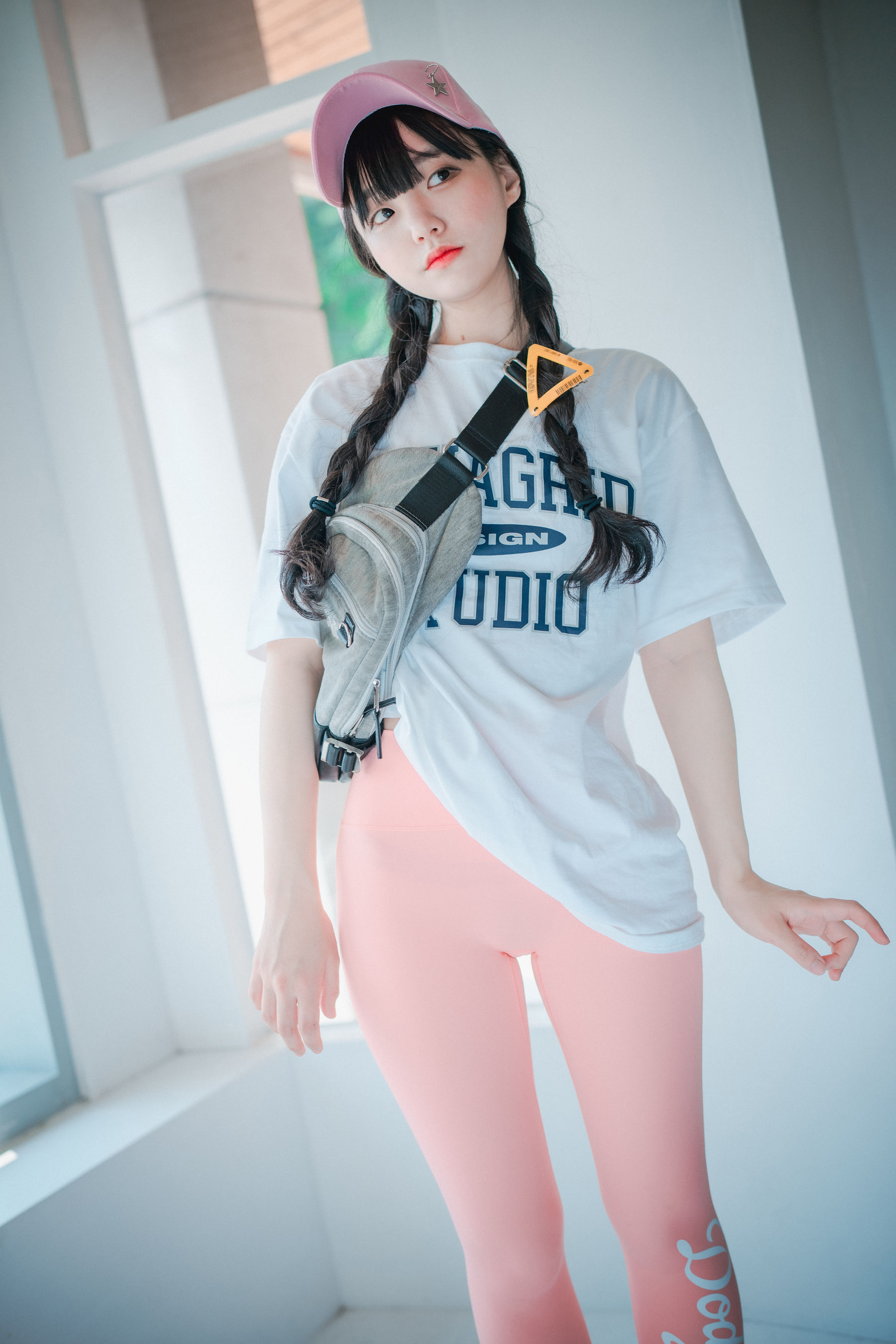 [DJAWA]  Jenny - Loose and Tight Pink