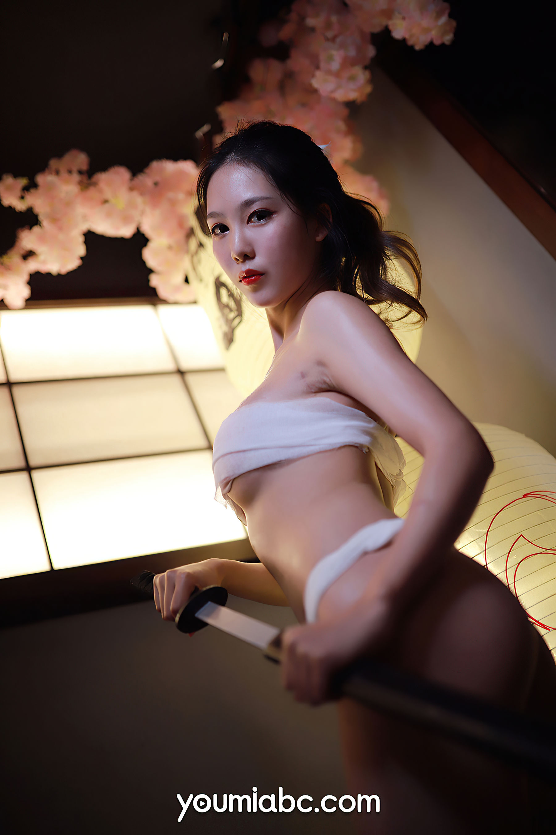 [尤蜜YouMi]  抖娘利世 木刀女武士