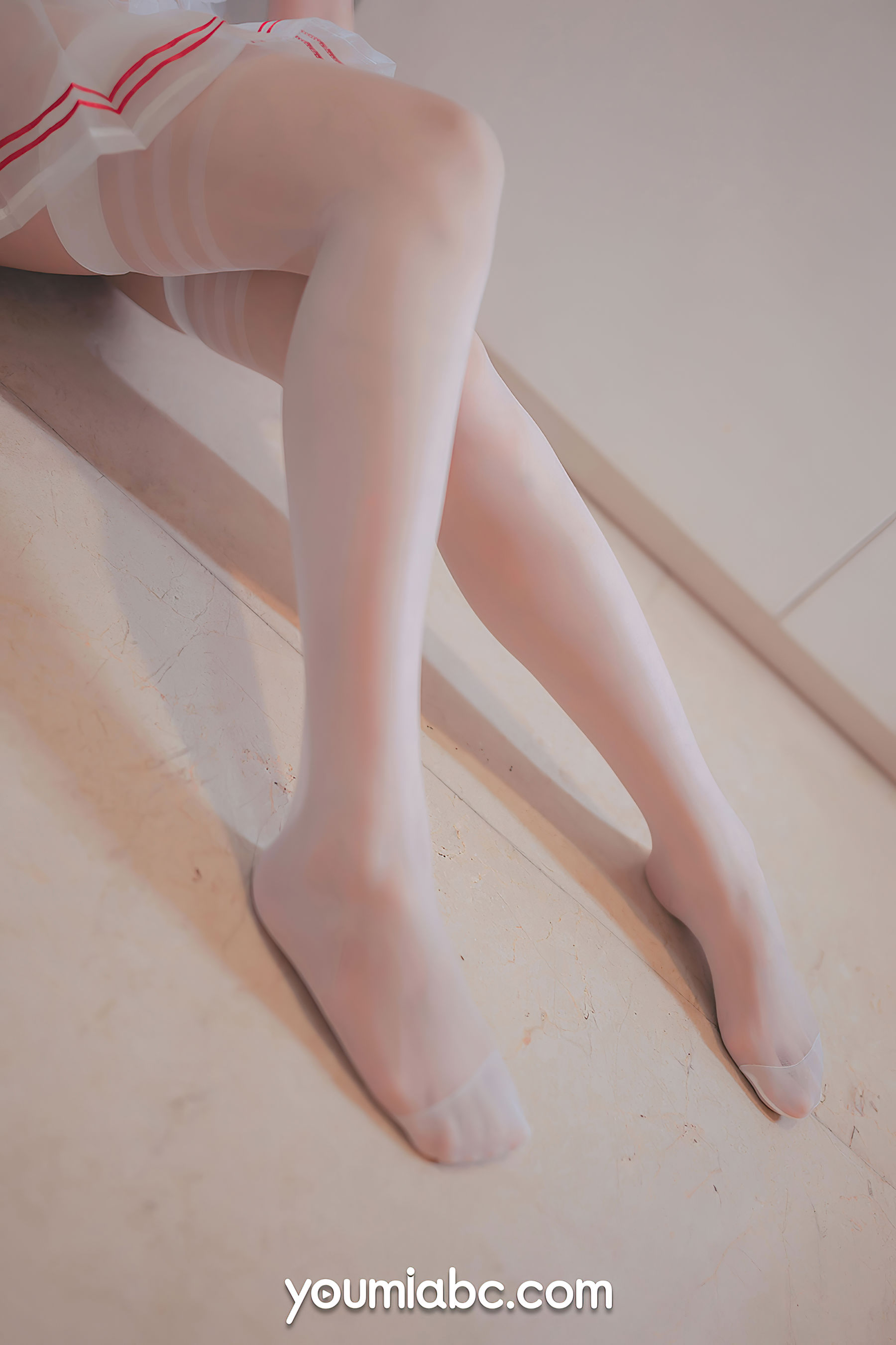 [尤蜜YouMi]  抖娘利世 你的草莓妹妹