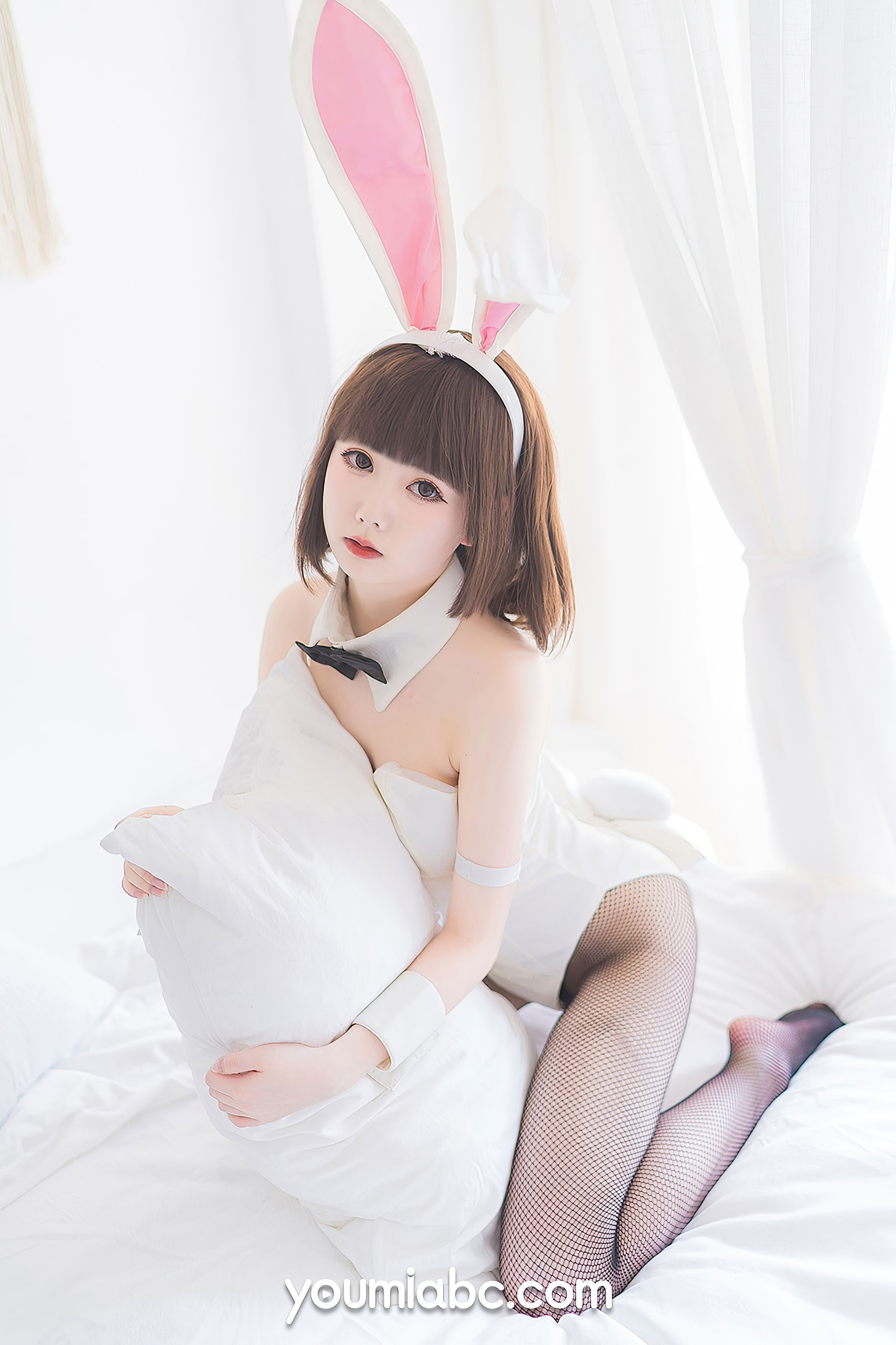 [尤蜜YouMi]  向小圆 兔女郎加藤惠
