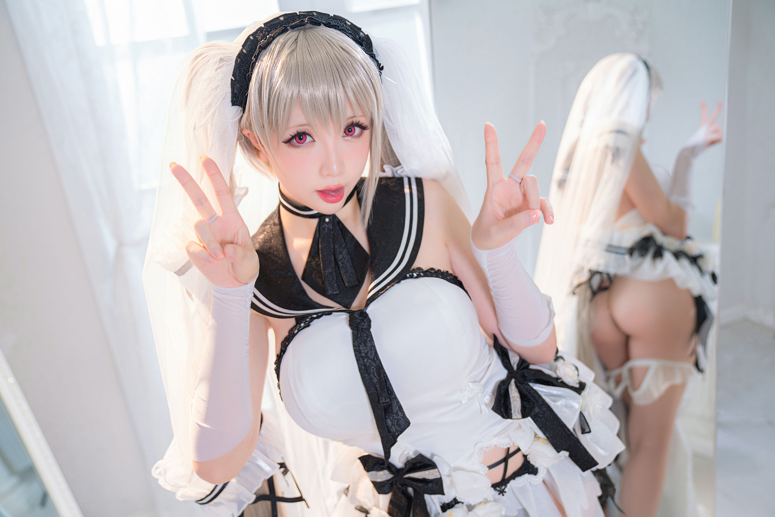 [网红COSER写真] Coser小姐姐星之迟迟 - 纯白と漆黑《可畏》