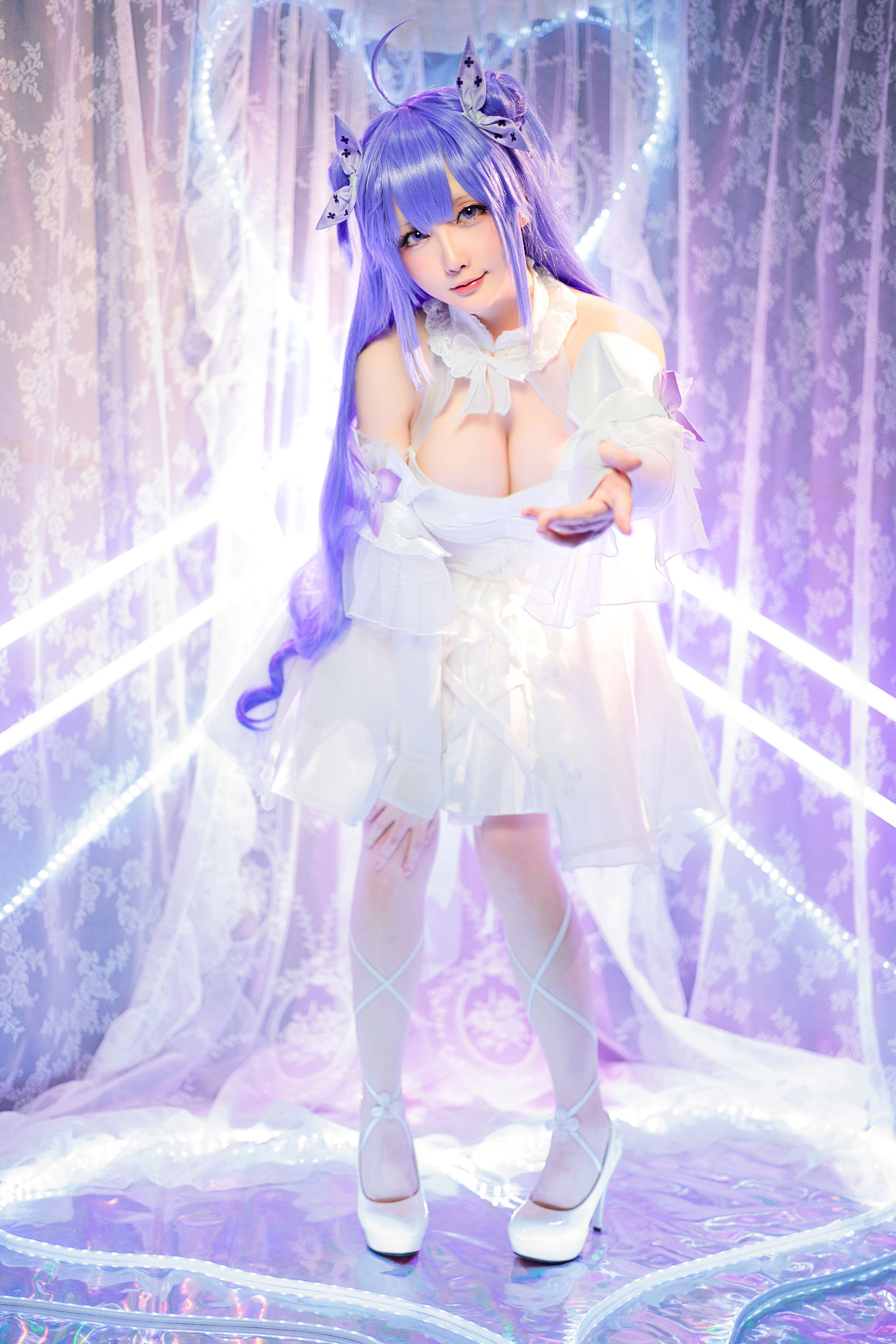 [网红COSER写真] Coser小姐姐星之迟迟 - 纯白と漆黑《独角兽》