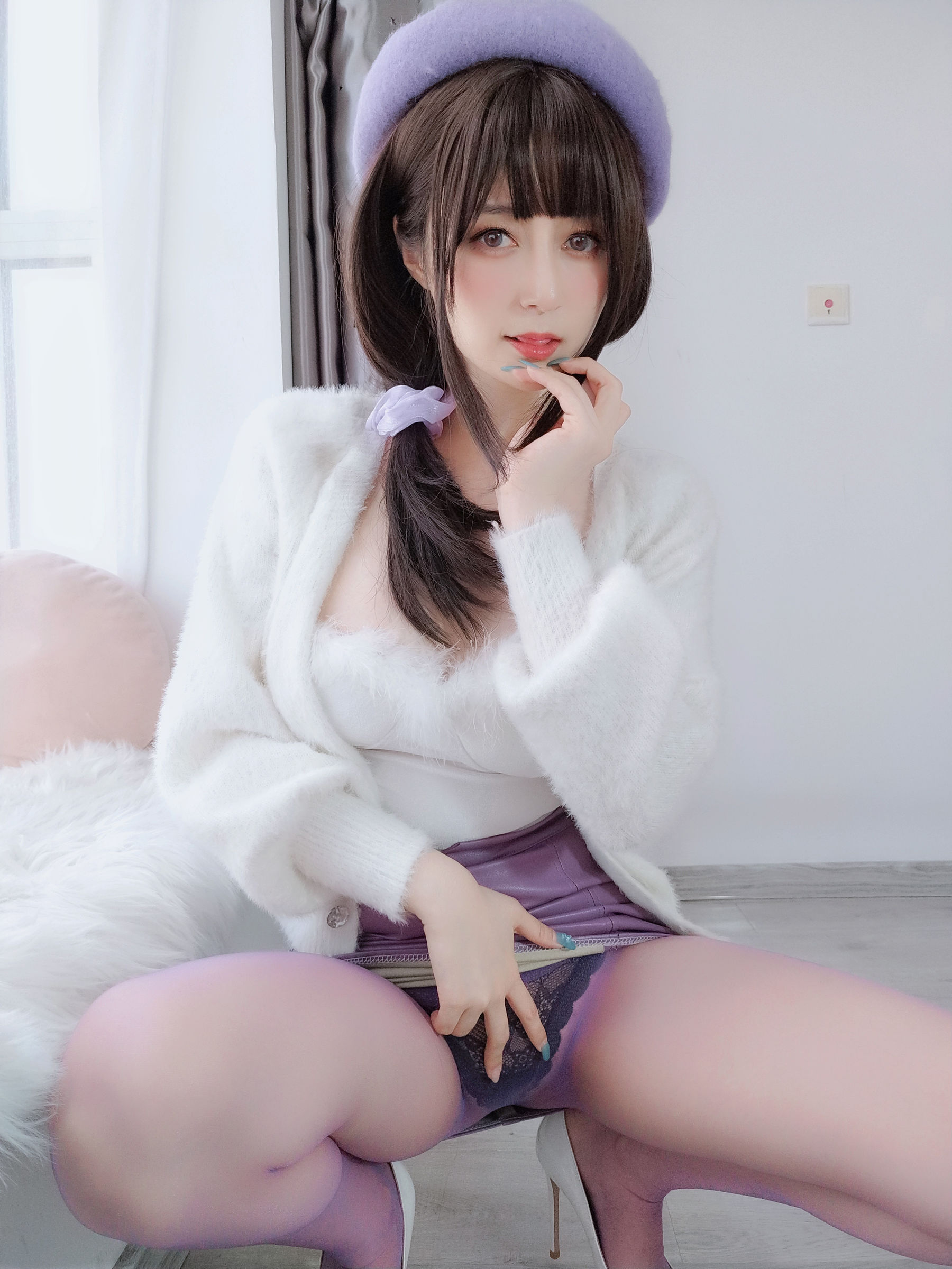 [网红COSER写真] Coser小姐姐白银 - 人妻的仙女棒