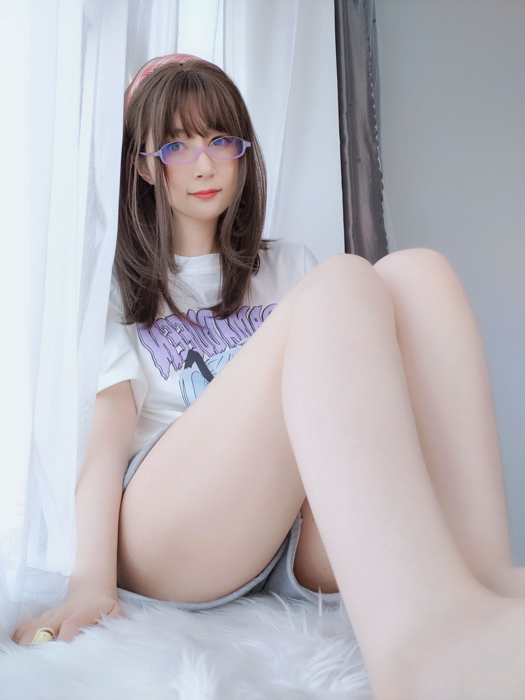 [网红COSER写真] Coser小姐姐白银 - 宅家女友