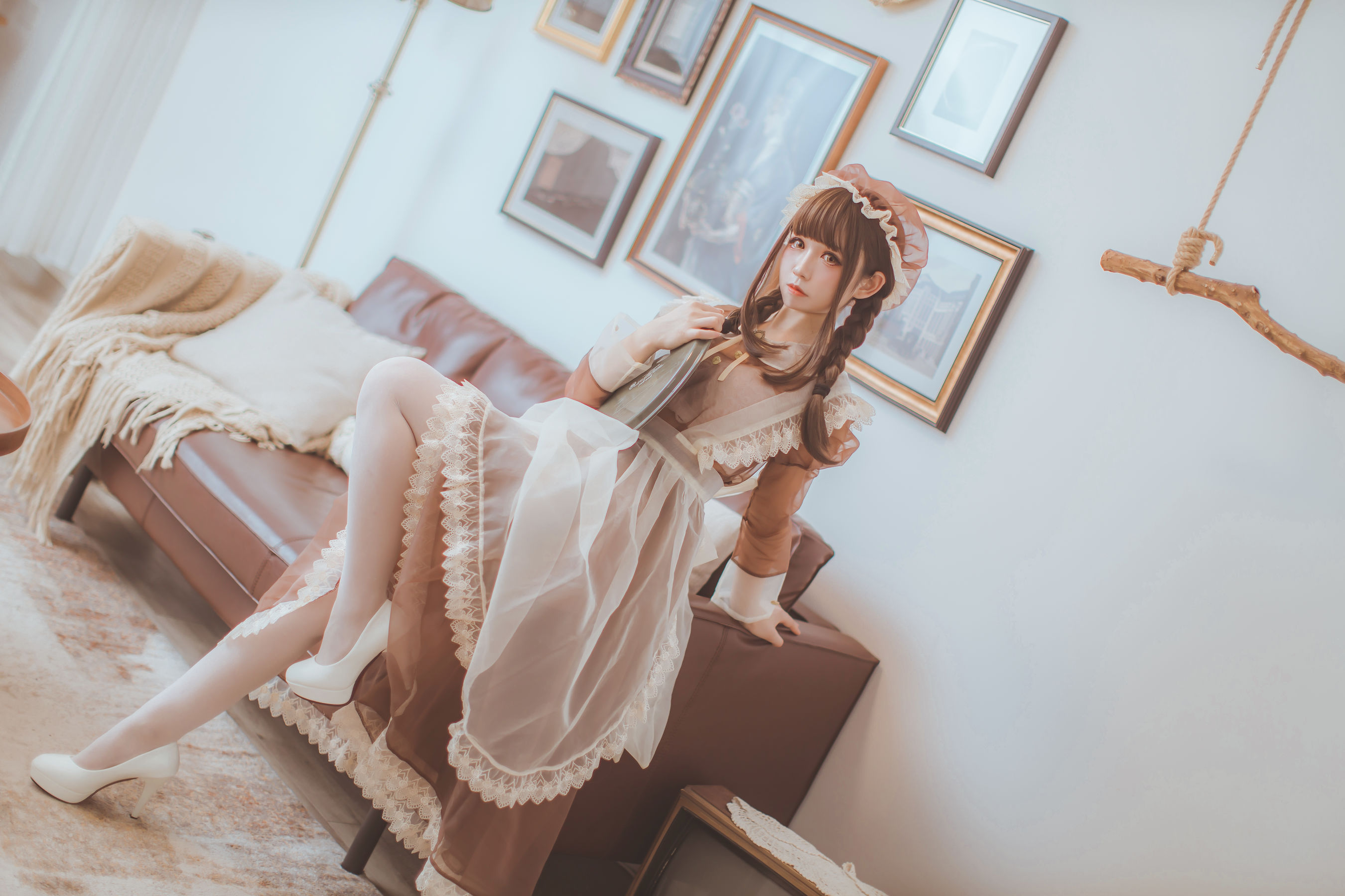 [网红COSER写真] Coser衣衣 - 透明女仆