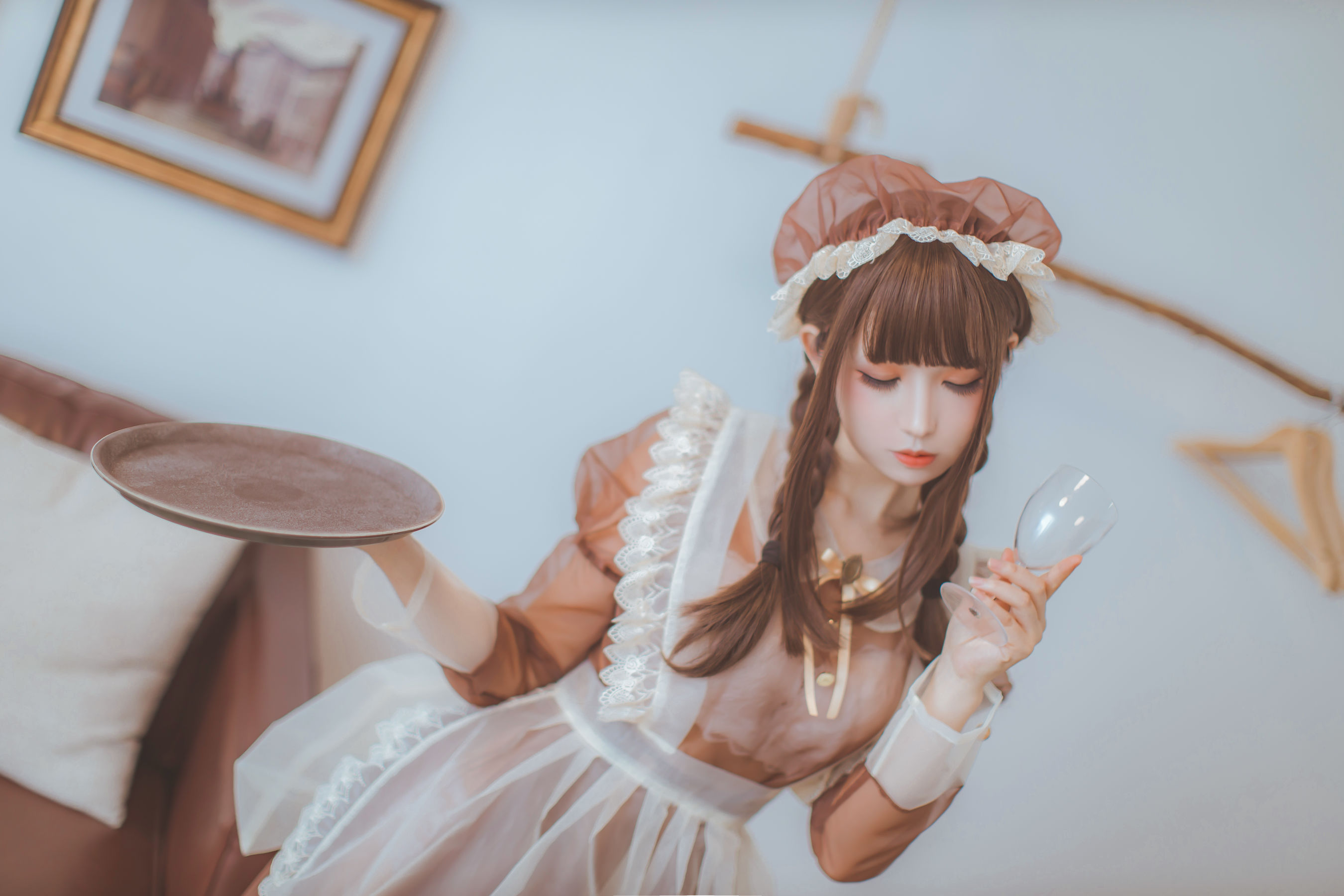 [网红COSER写真] Coser衣衣 - 透明女仆