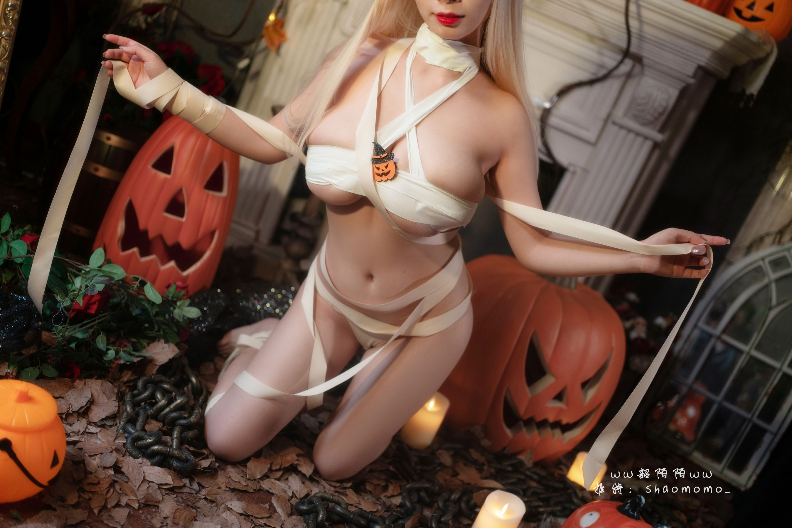 [网红COSER写真] Cosplay美女韶陌陌 - 万圣节绷带