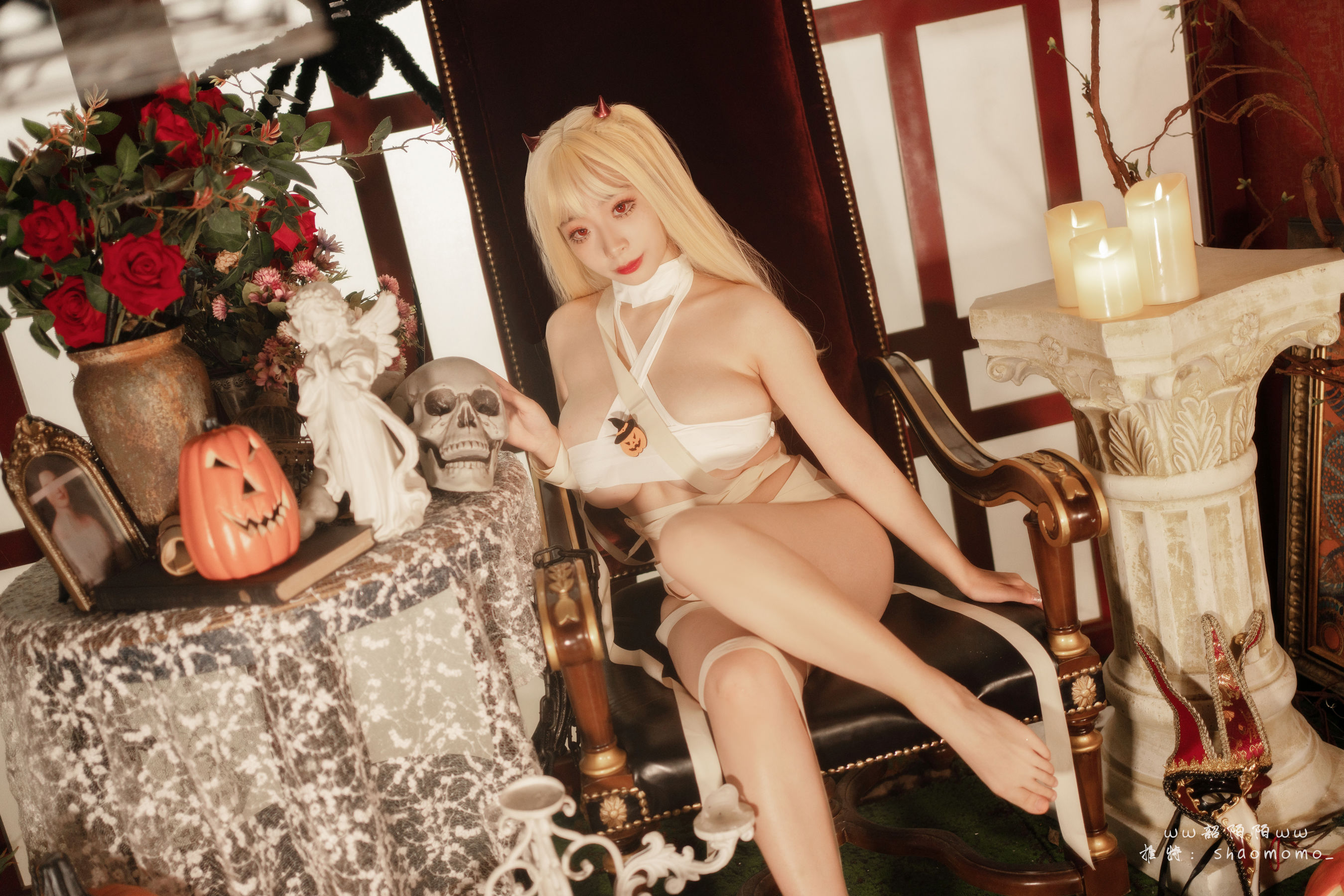 [网红COSER写真] Cosplay美女韶陌陌 - 万圣节绷带