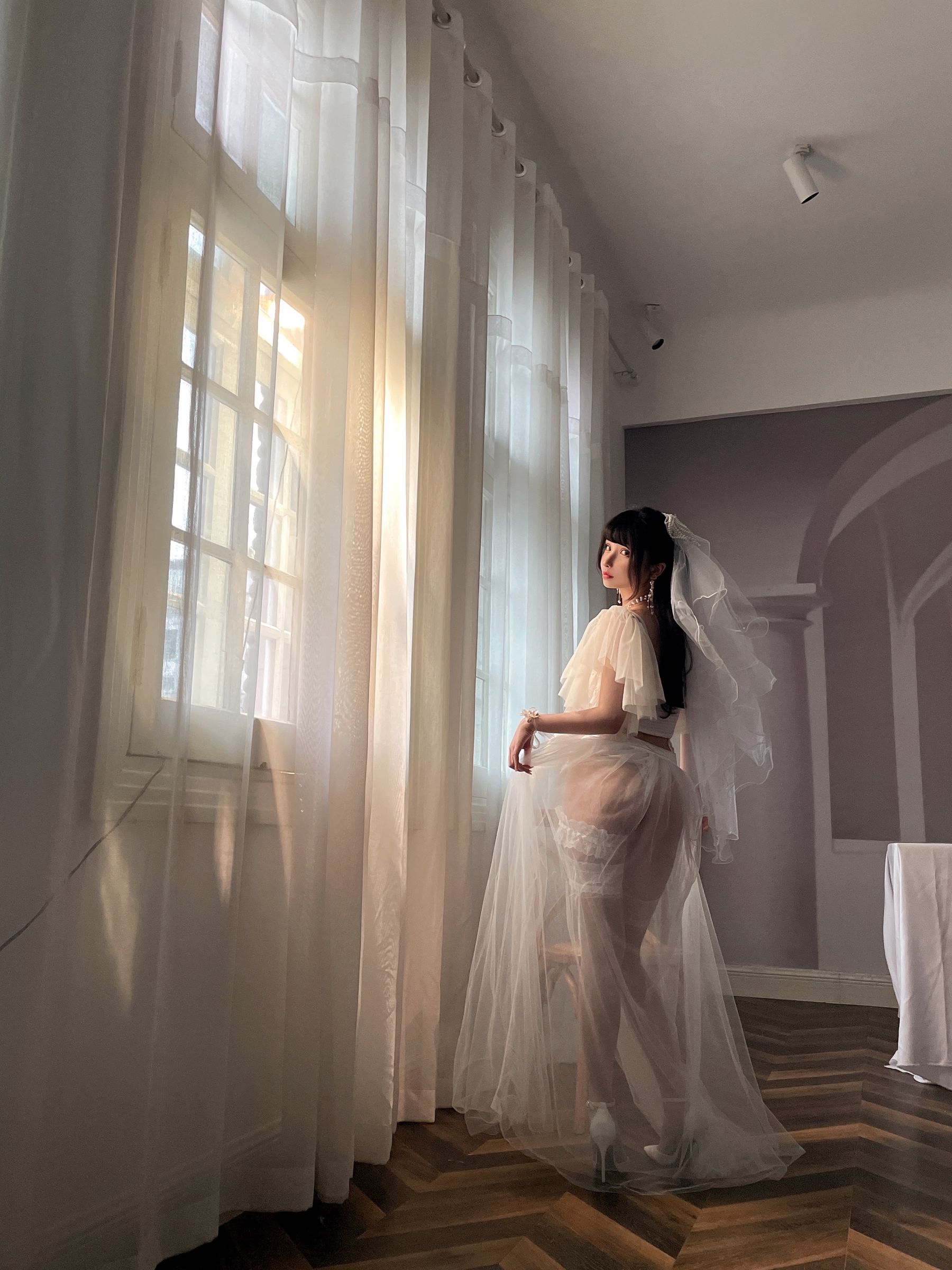 [网红COSER写真] COS福利rioko凉凉子 - 透明婚纱