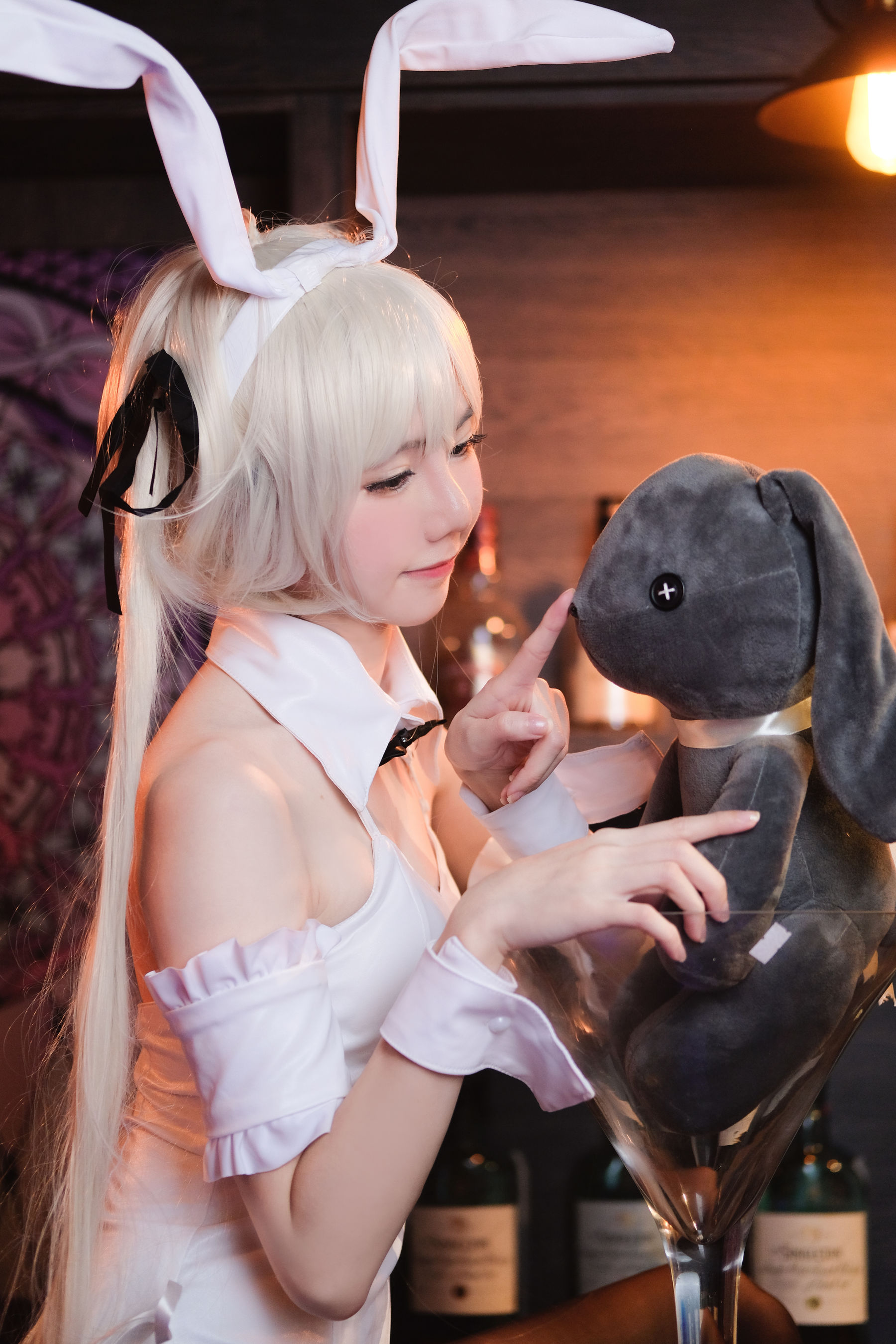 [网红COSER写真] Sally Dorasnow - Sora Kasugano Bunny Suit