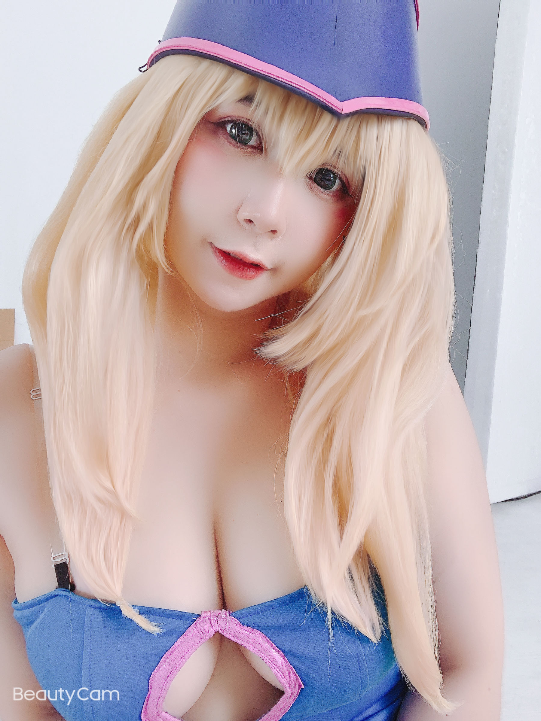 [网红COSER写真] Uy Uy - Dark Magicial Girl