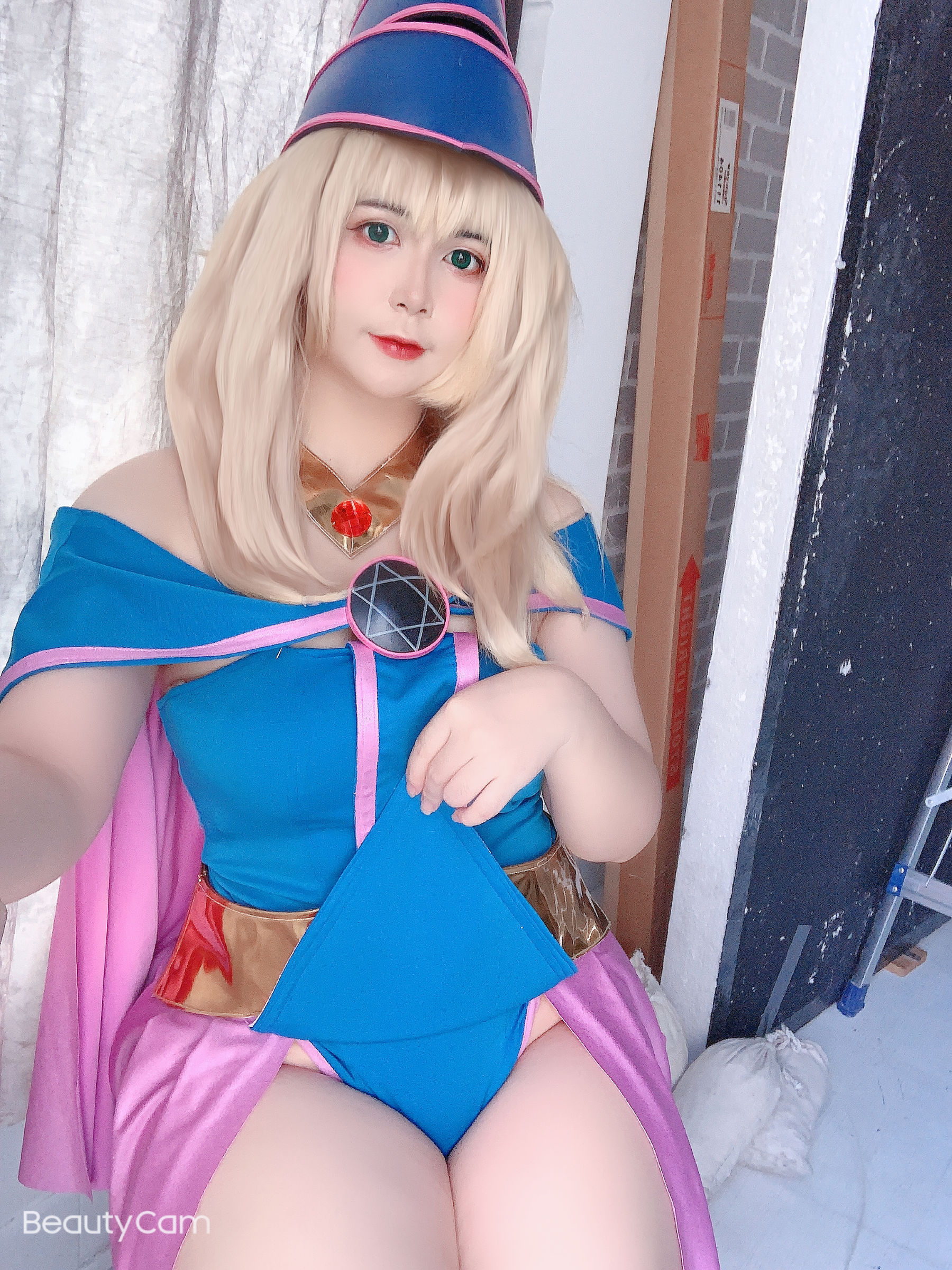 [网红COSER写真] Uy Uy - Dark Magicial Girl