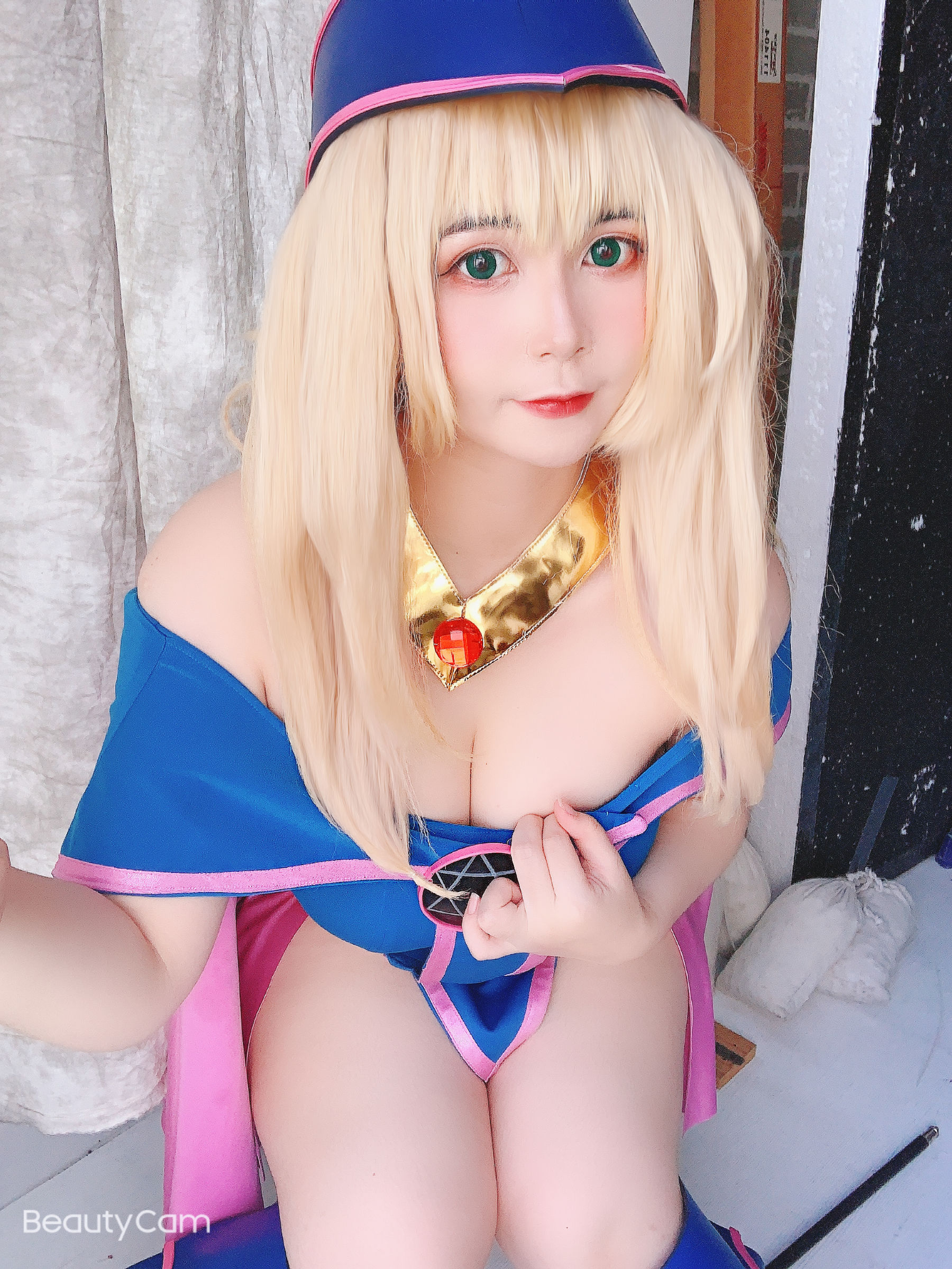 [网红COSER写真] Uy Uy - Dark Magicial Girl