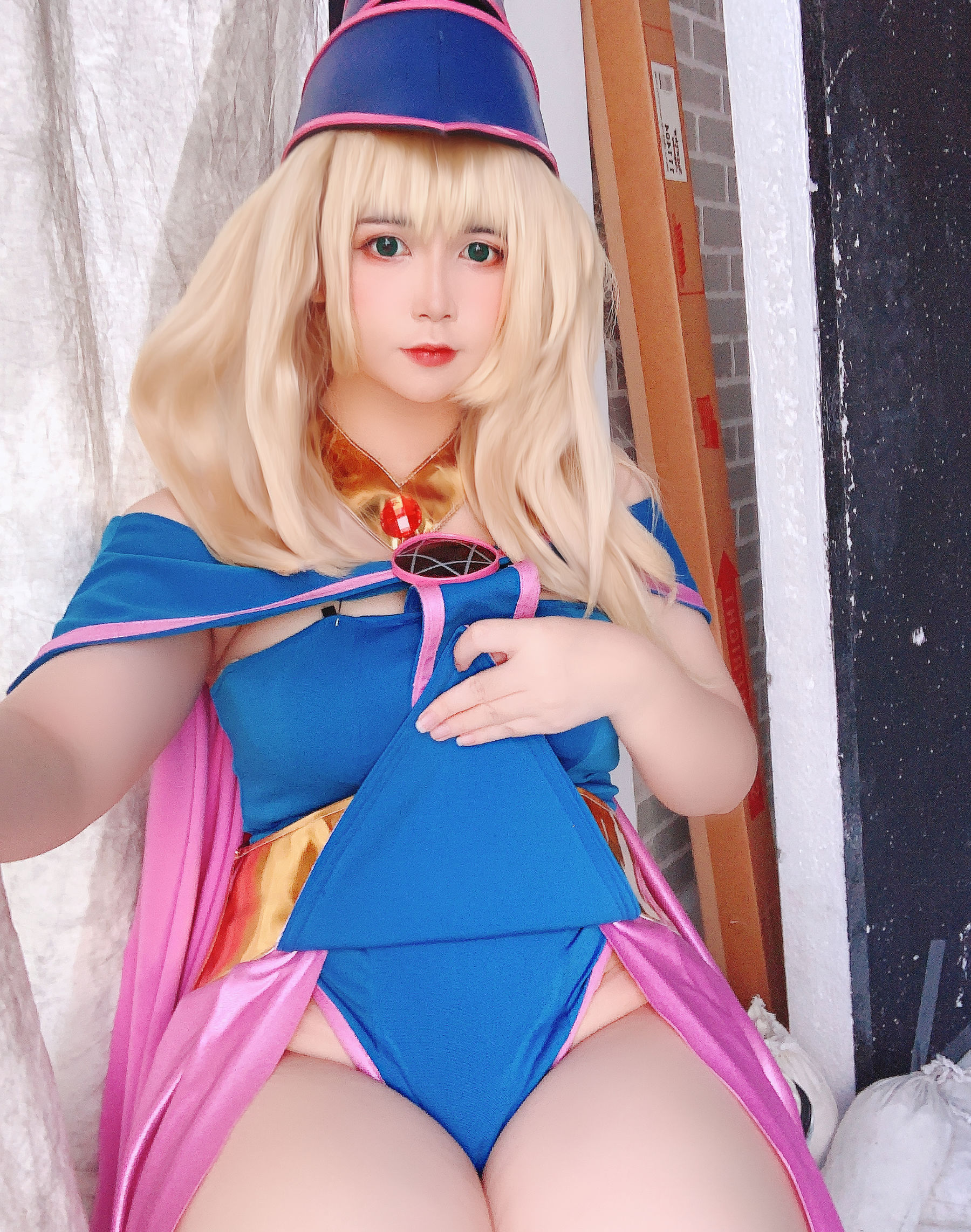 [网红COSER写真] Uy Uy - Dark Magicial Girl