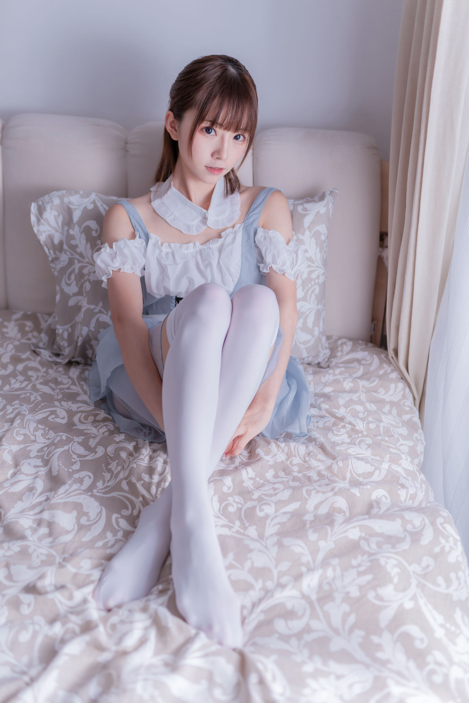 [网红COSER写真] 动漫博主Kitaro_绮太郎 - 白情女仆