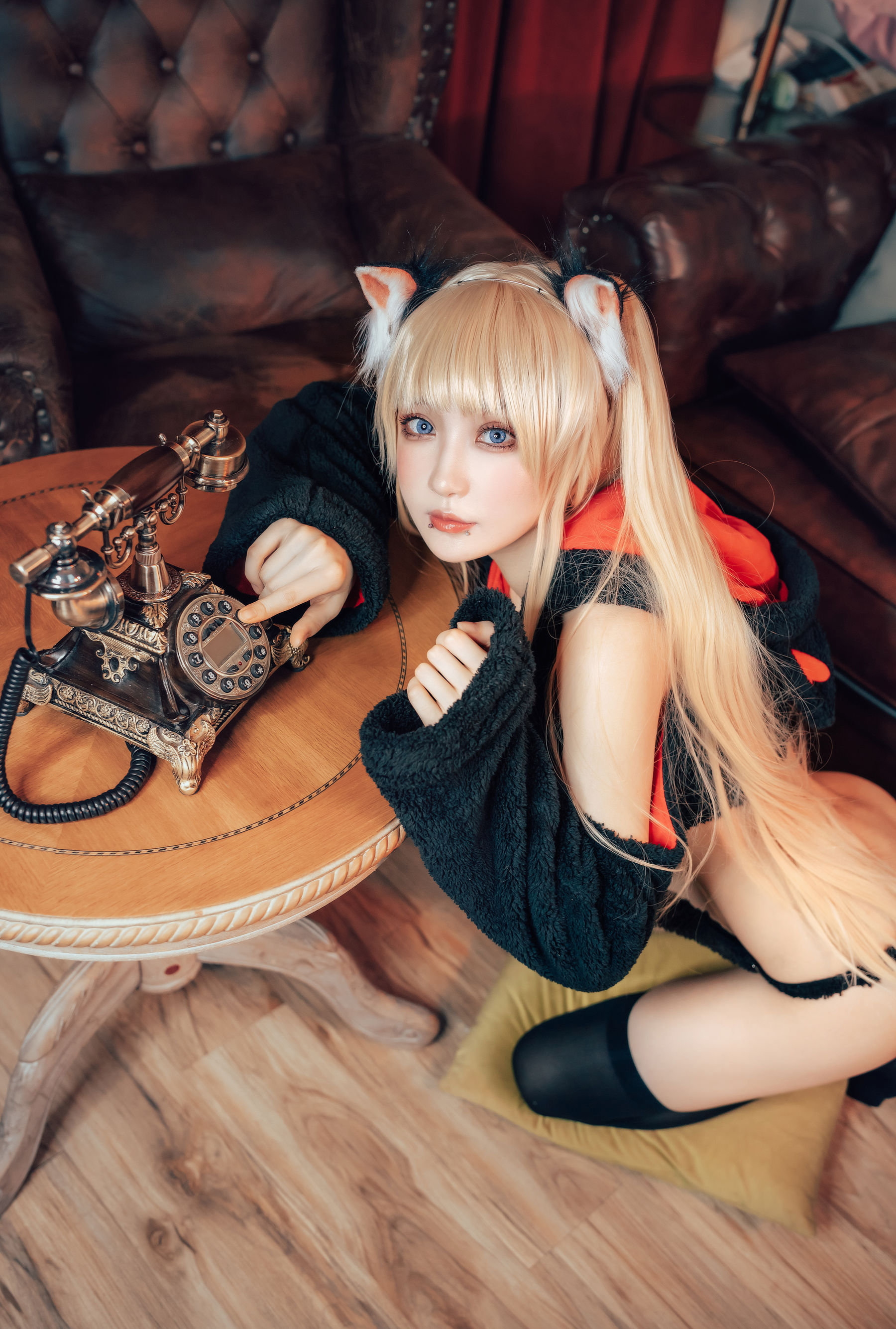 [网红COSER写真] 动漫博主阿包也是兔娘 - 小猫咪能有什么坏心眼呢