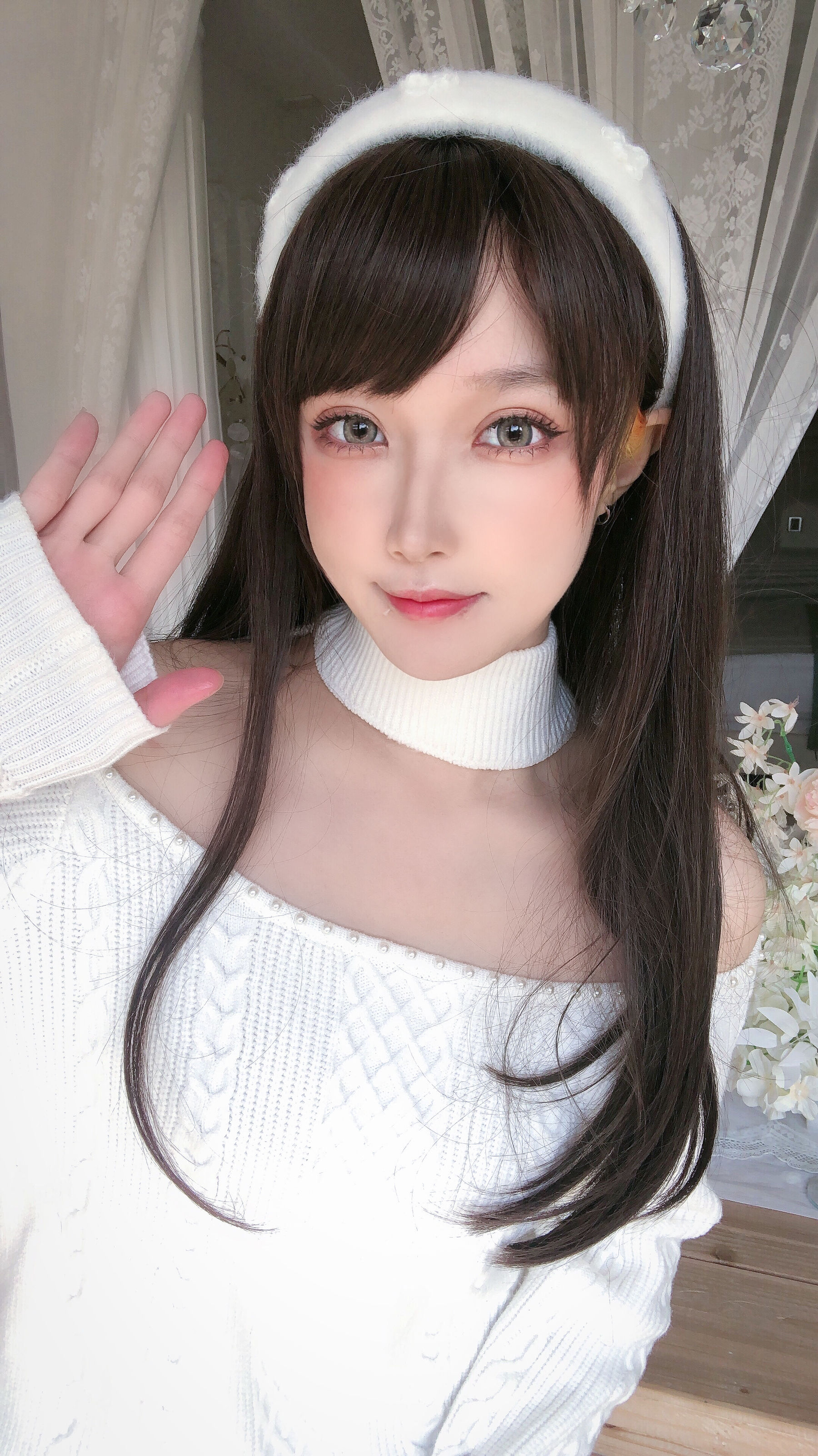 [网红COSER写真] 动漫博主阿包也是兔娘 - 纯欲女友