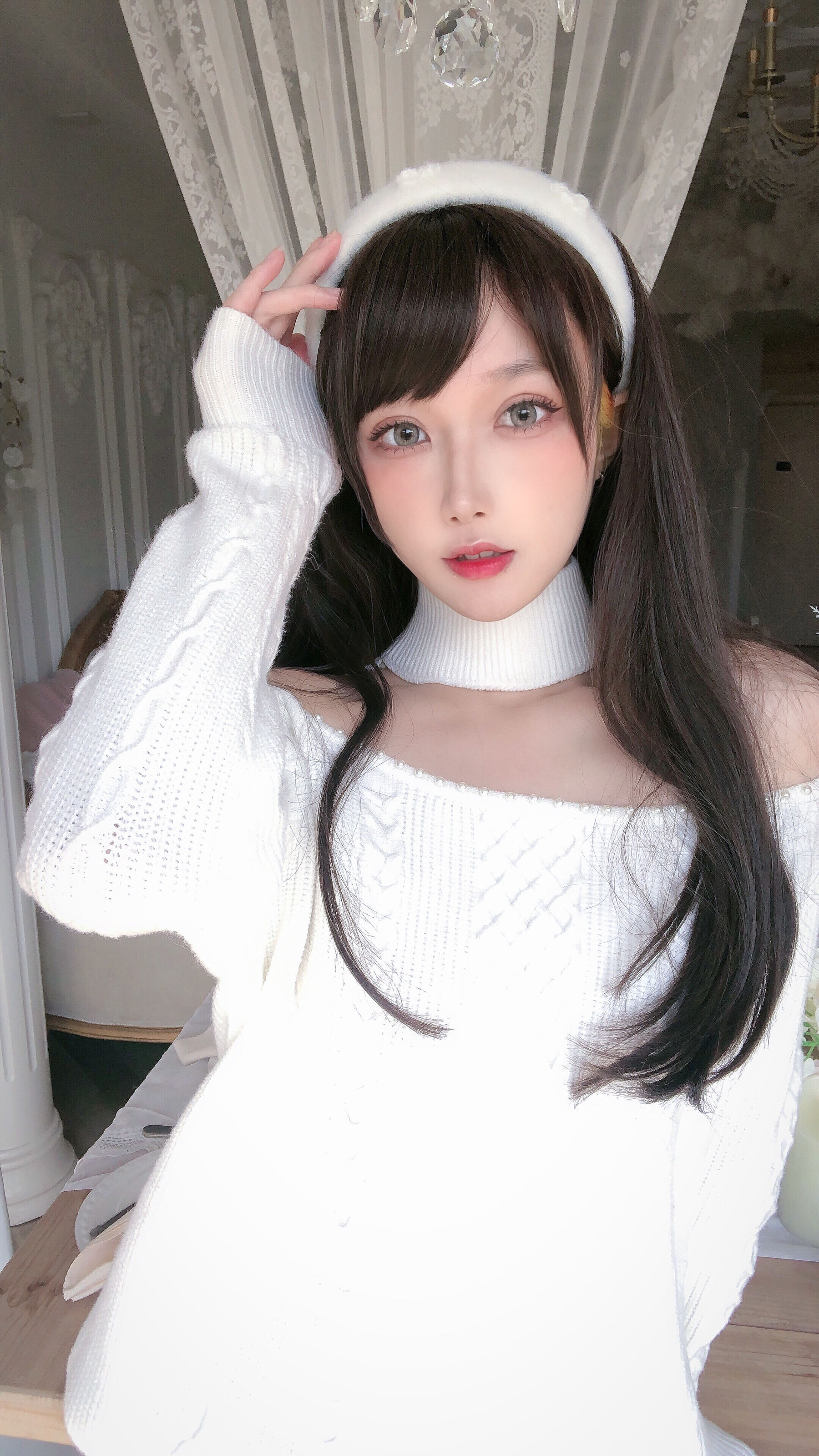 [网红COSER写真] 动漫博主阿包也是兔娘 - 纯欲女友