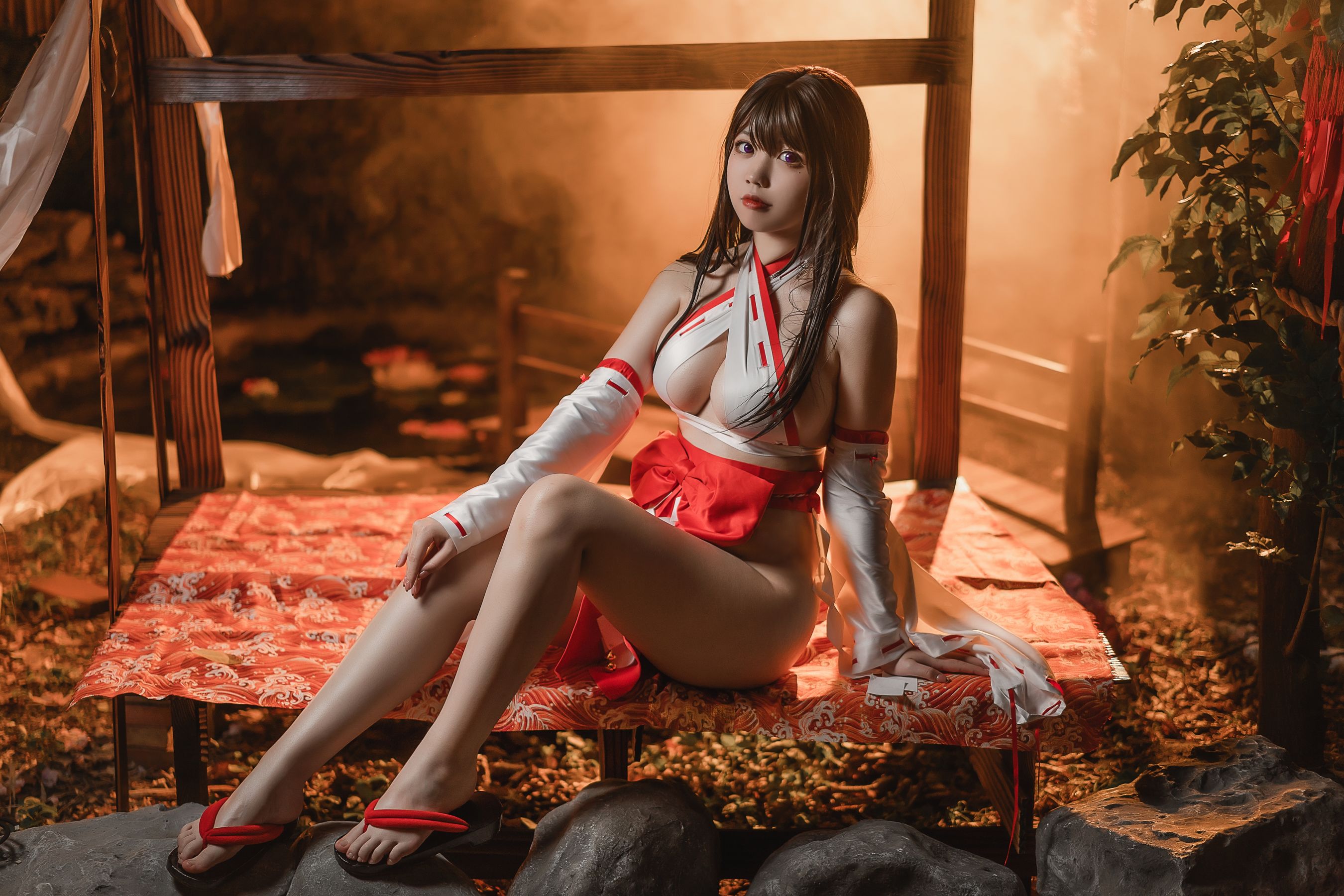 [网红COSER写真] 啊日日_Ganlory - 绳与巫女