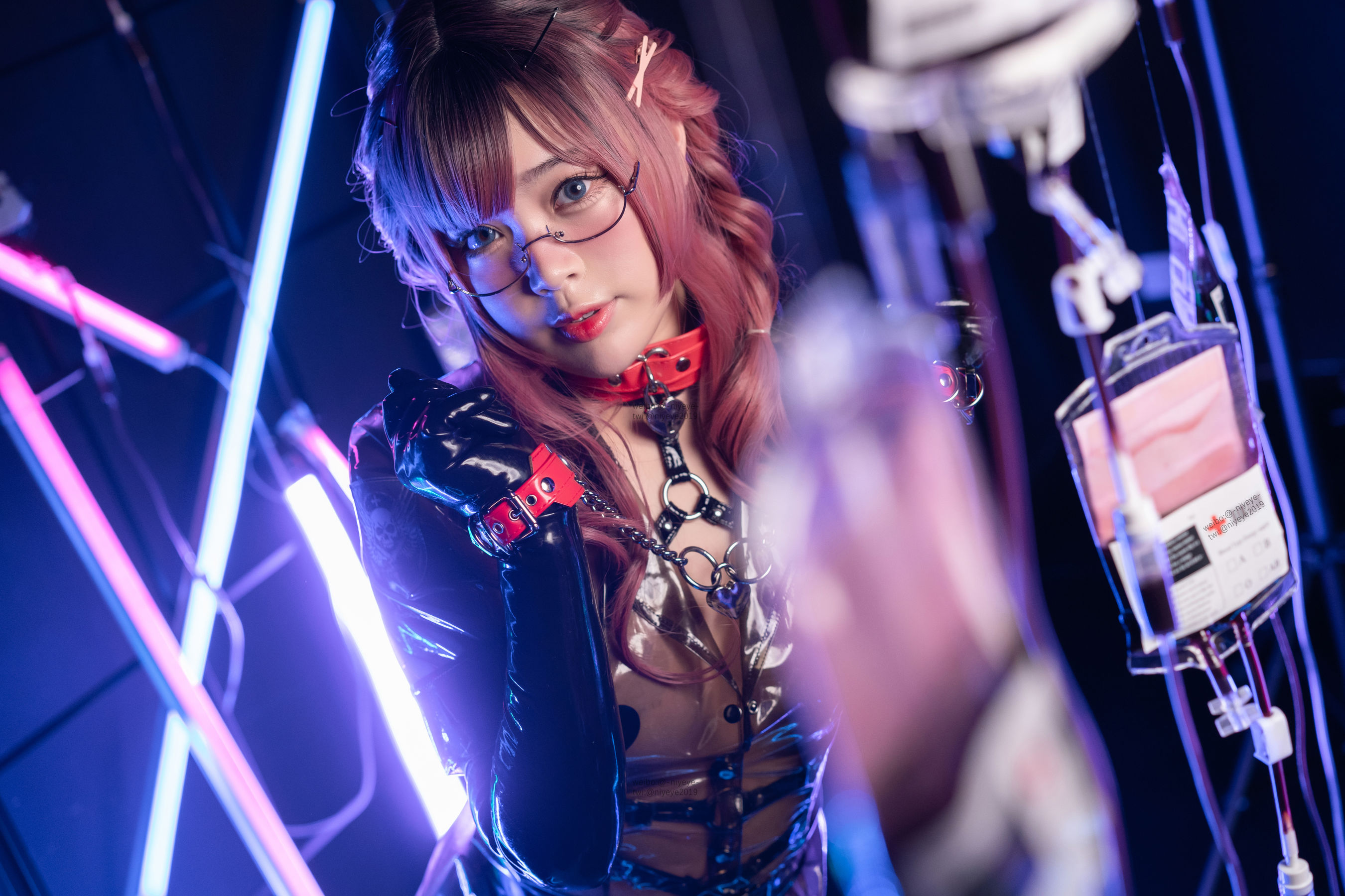 [网红COSER写真] 萌系小姐姐-白烨- - 痴女护士