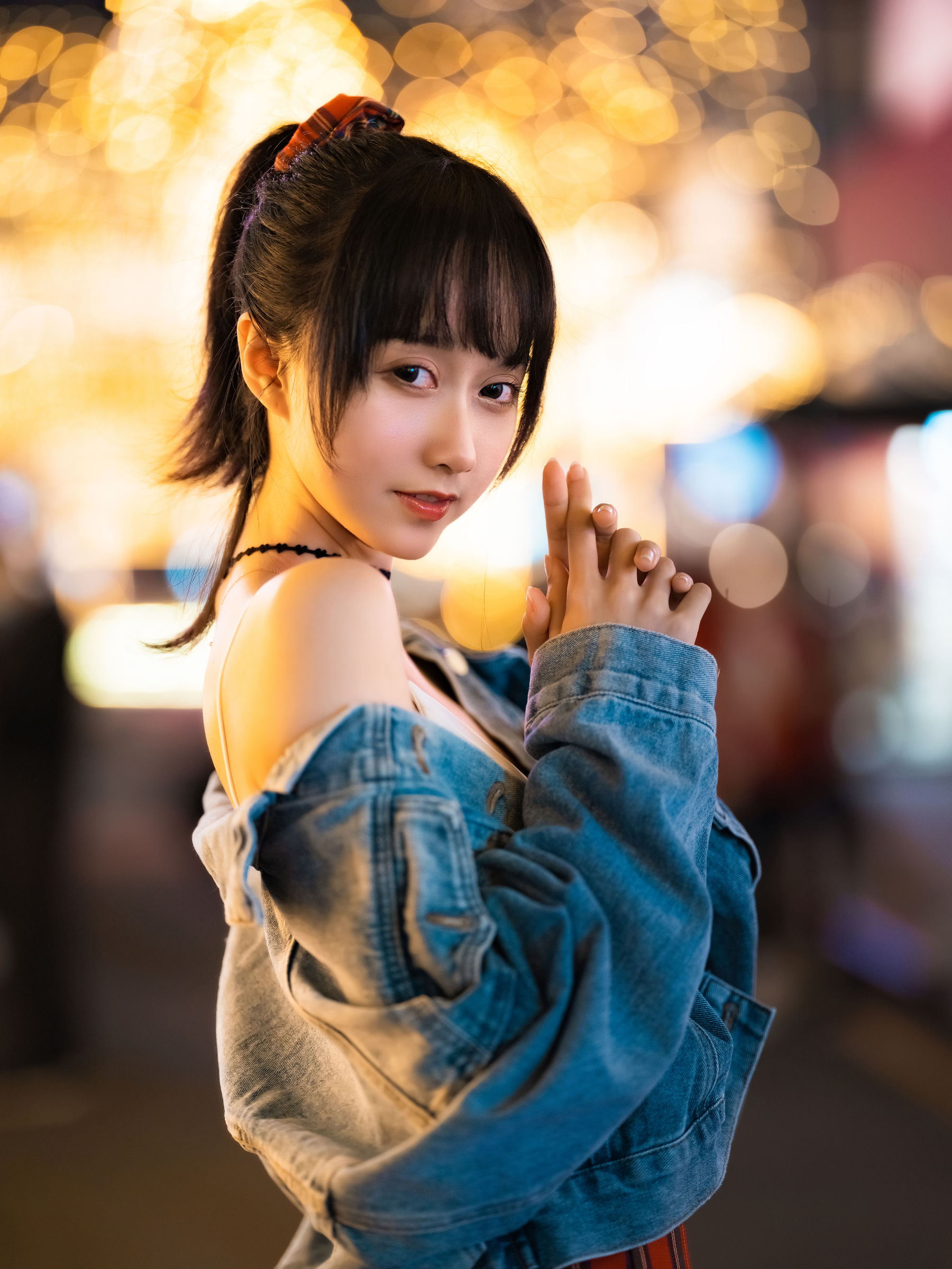 [网红COSER写真] 萌系小姐姐木绵绵OwO - 都市夜恋