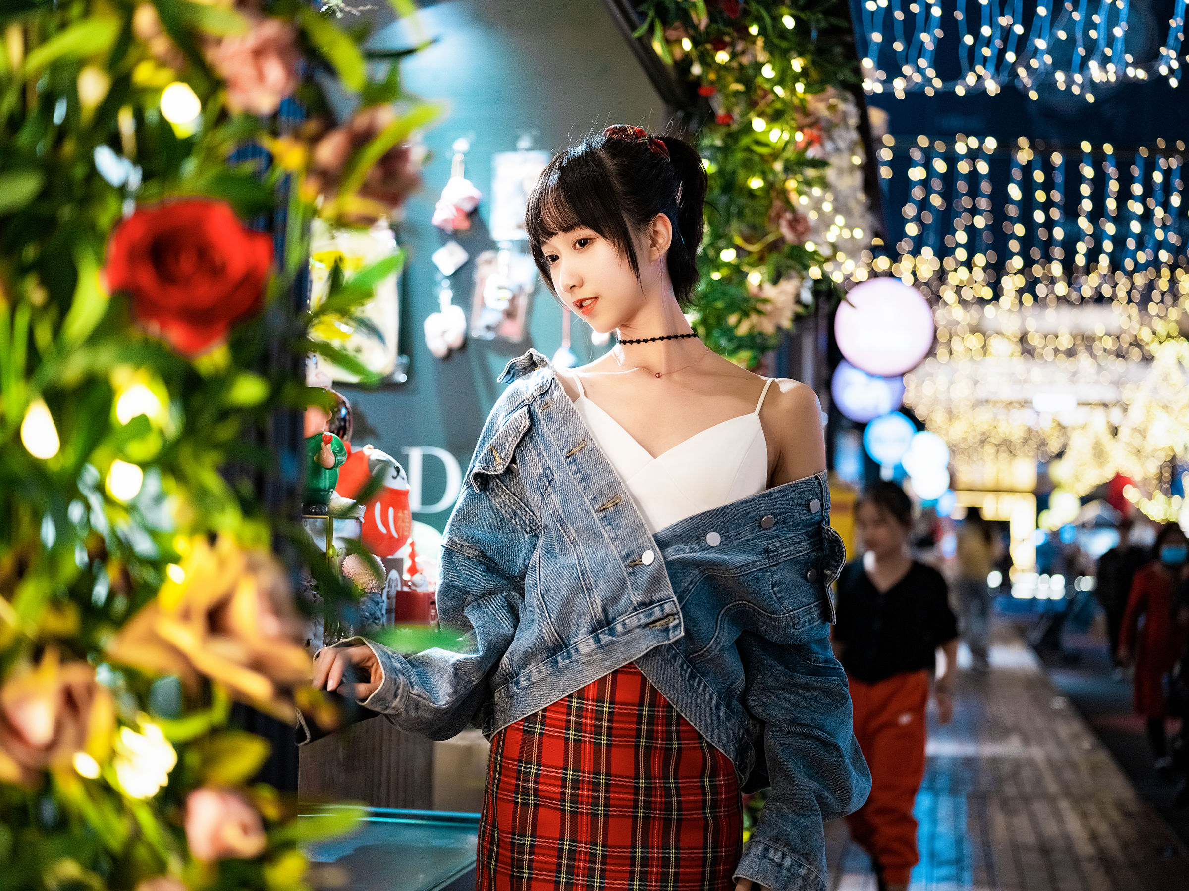 [网红COSER写真] 萌系小姐姐木绵绵OwO - 都市夜恋