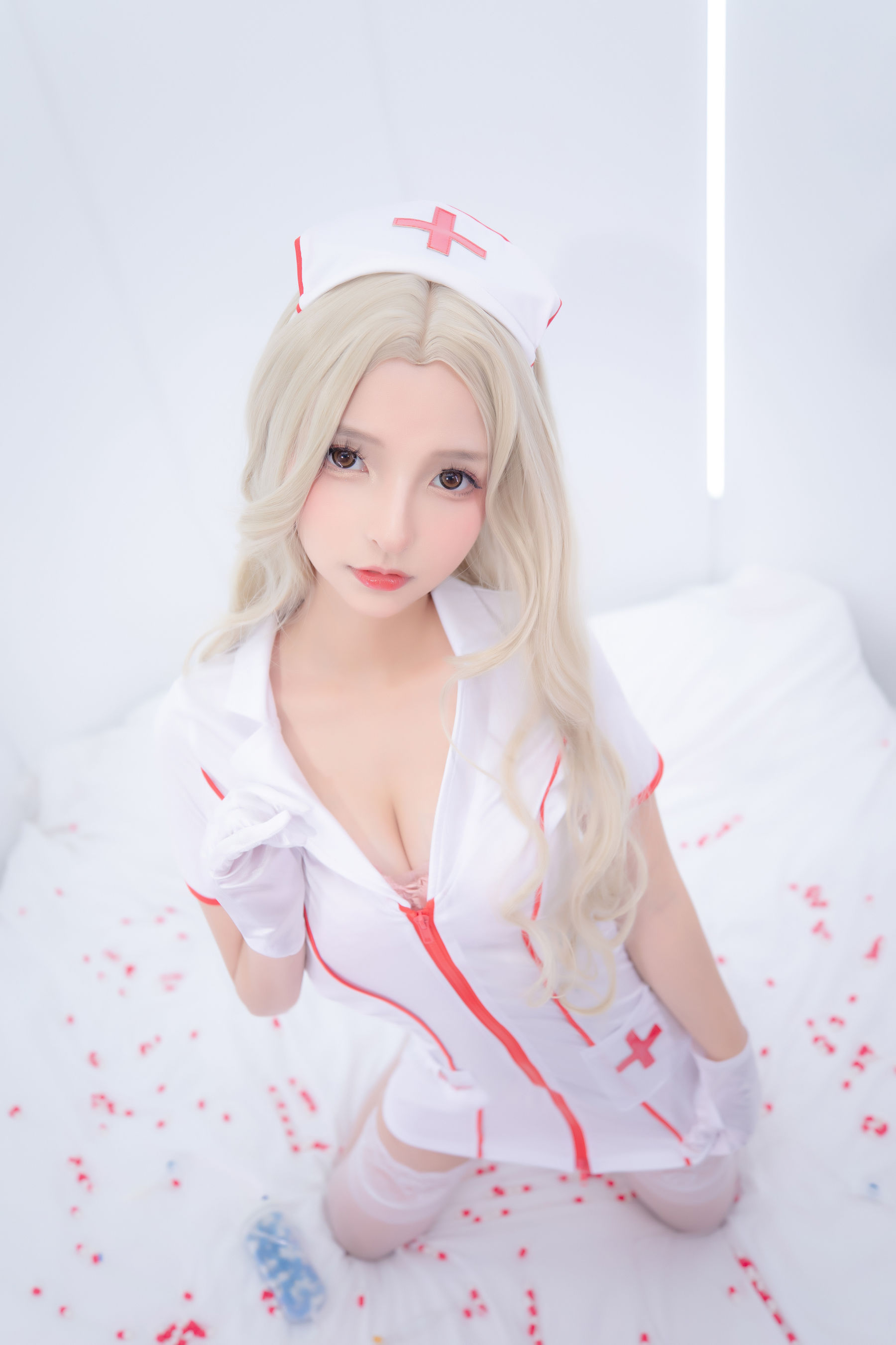 [网红COSER写真] 萝莉神楽板真冬 之心身バランス