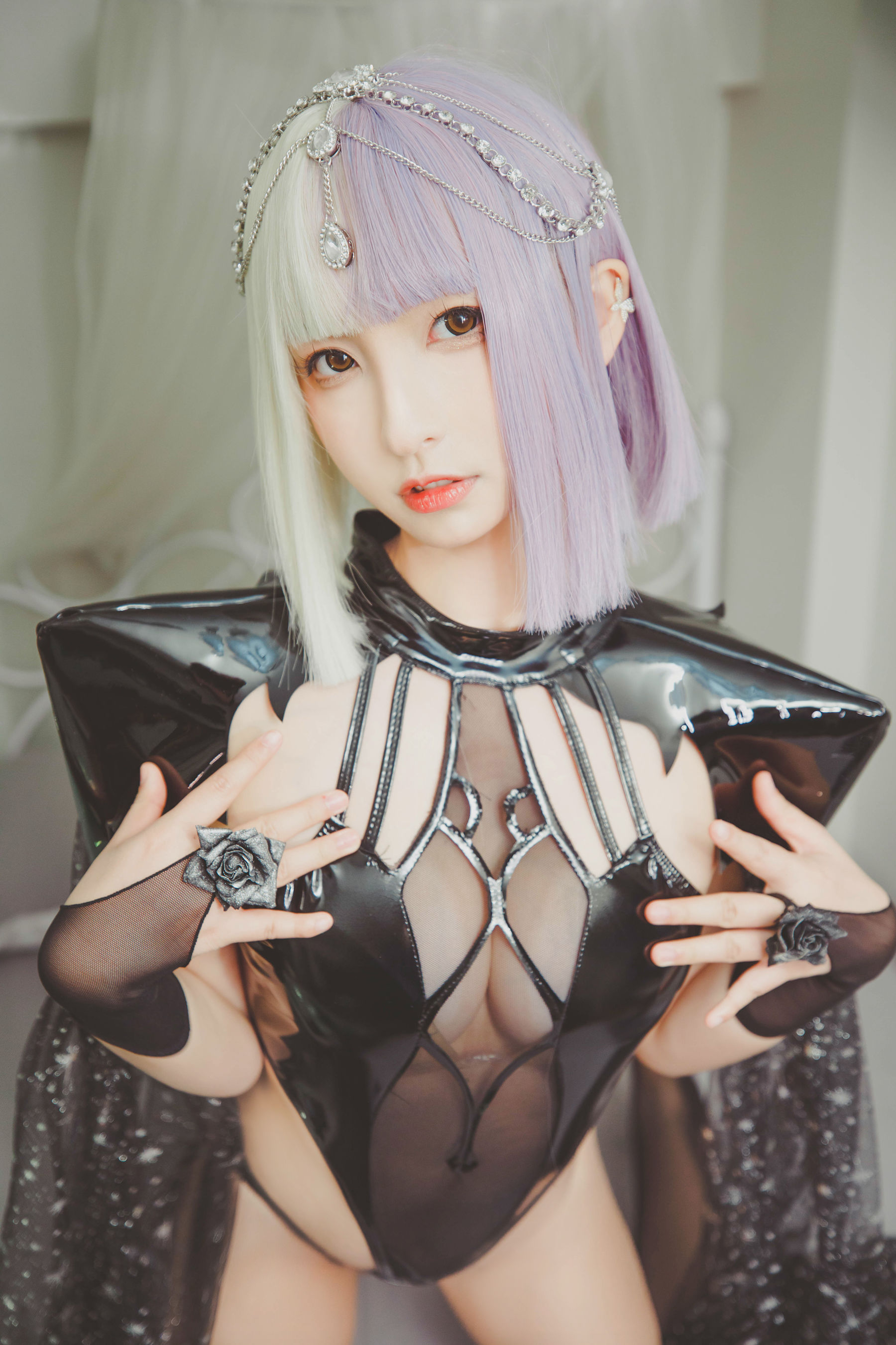[网红COSER写真] 萝莉神楽板真冬 之柔らかい永遠