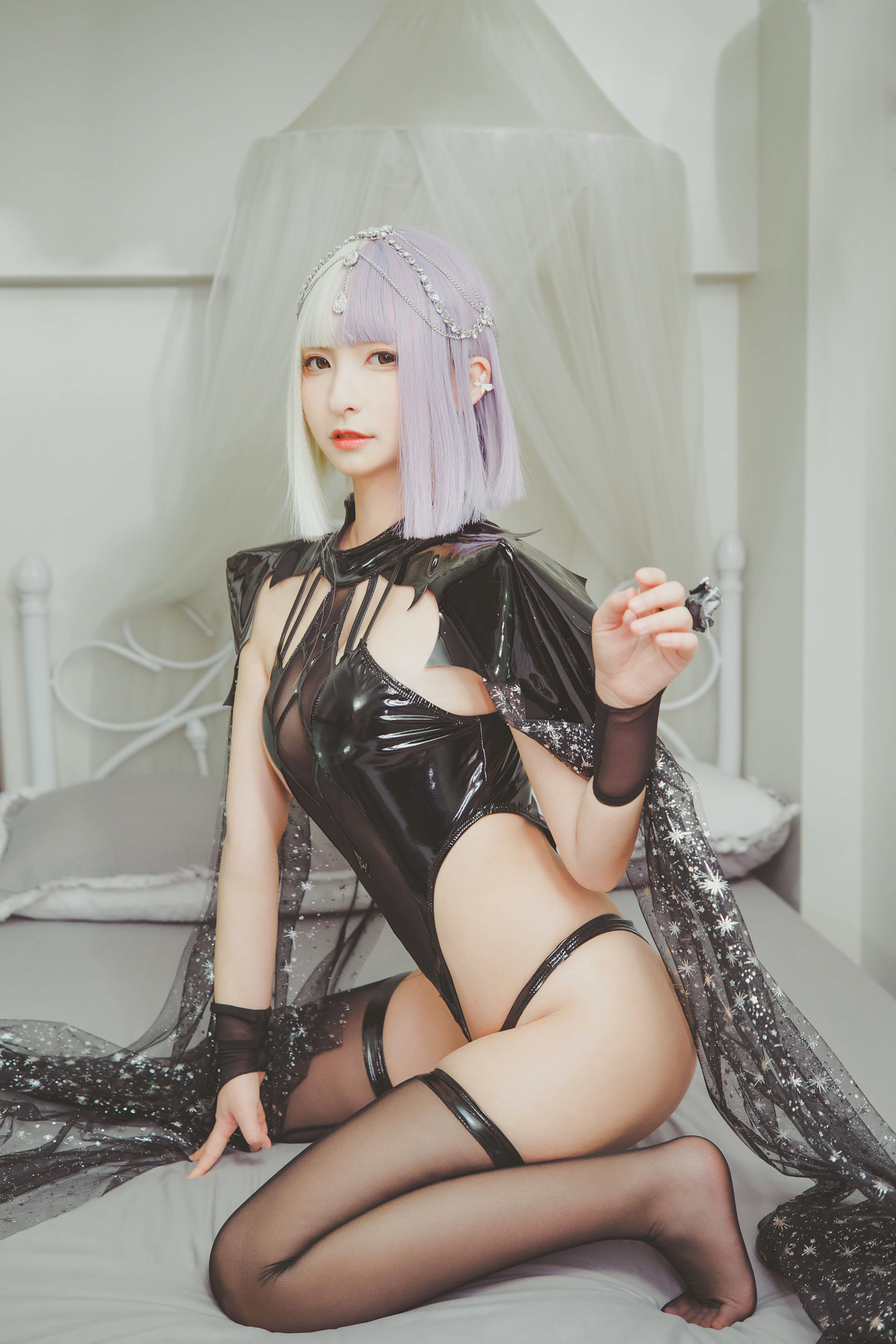 [网红COSER写真] 萝莉神楽板真冬 之柔らかい永遠