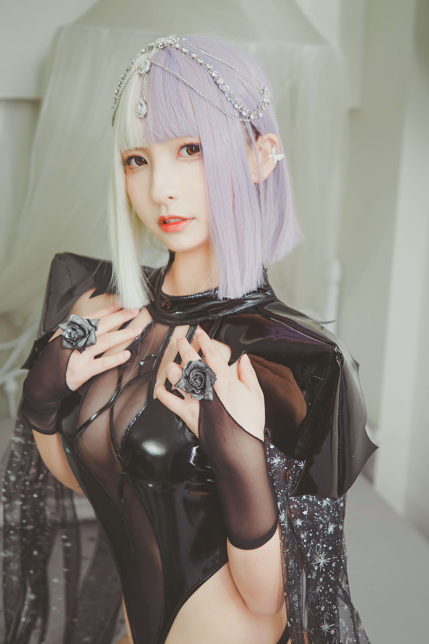 [网红COSER写真] 萝莉神楽板真冬 之柔らかい永遠