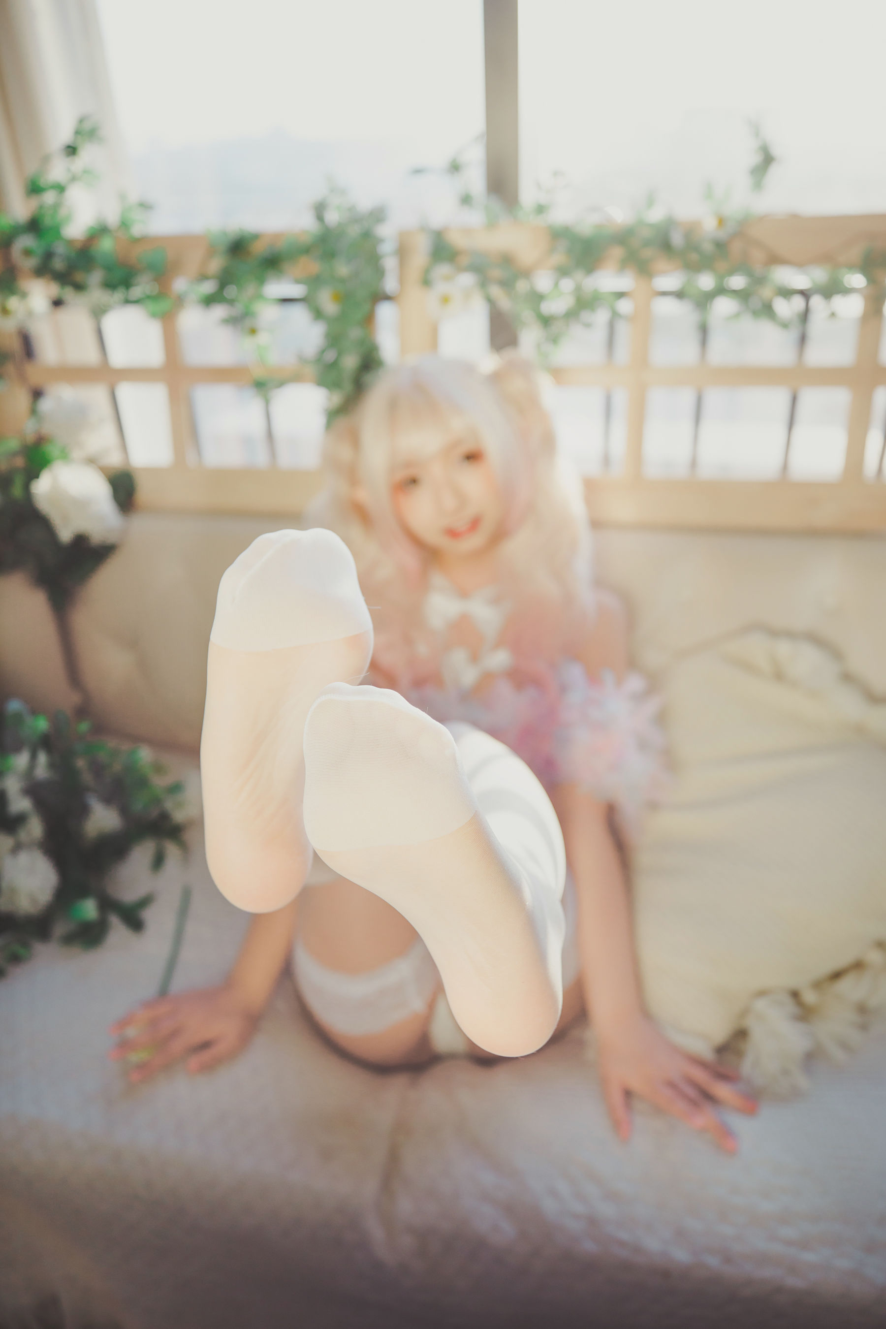 [网红COSER写真] 萝莉神楽板真冬 之柔らかい永遠